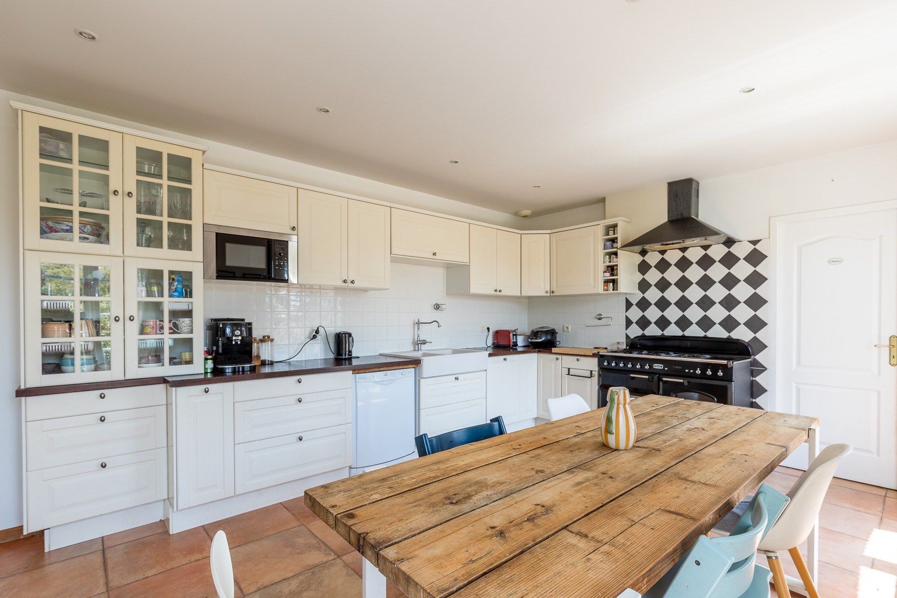 luxury house 9 Rooms for sale on LAVAUR (81500)