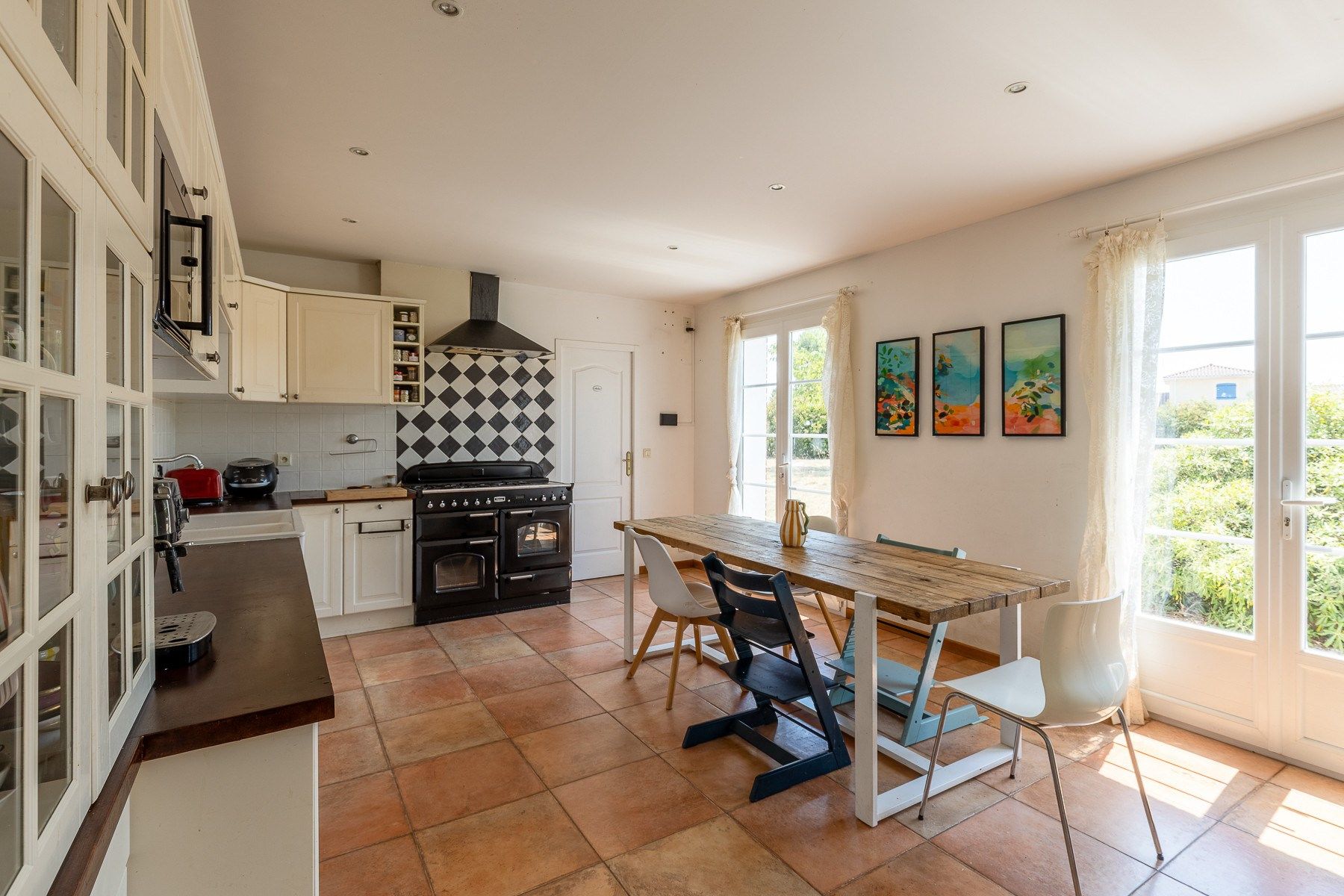 luxury house 9 Rooms for sale on LAVAUR (81500)