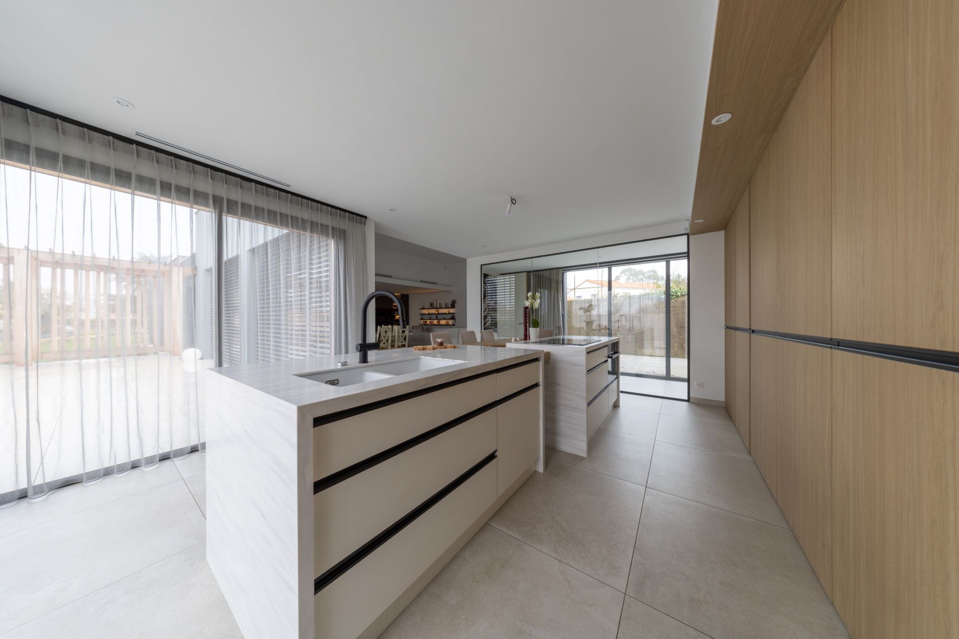luxury house 5 Rooms for sale on AIZENAY (85190)