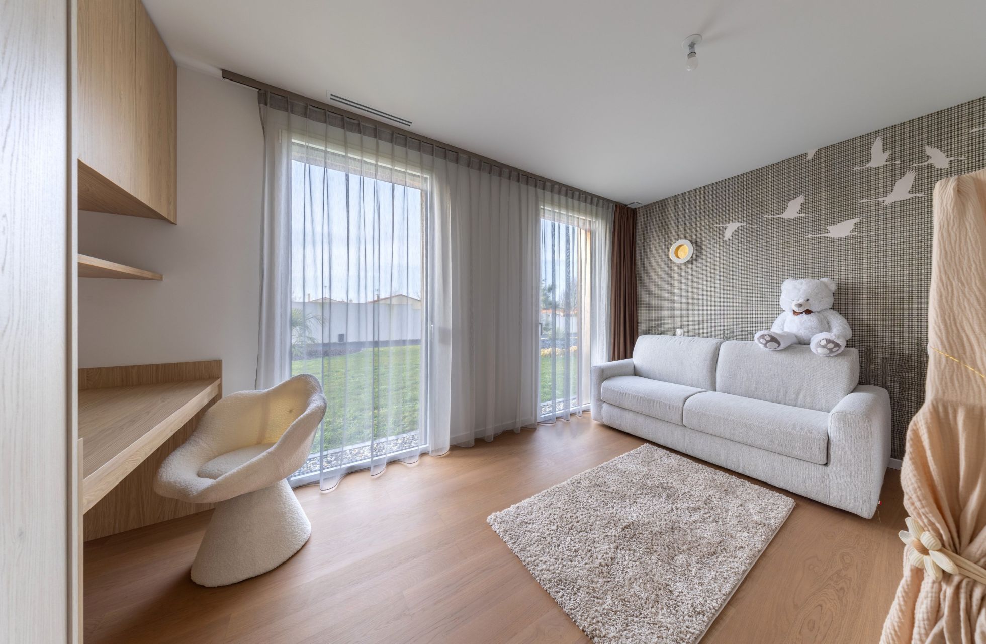 luxury house 5 Rooms for sale on AIZENAY (85190)