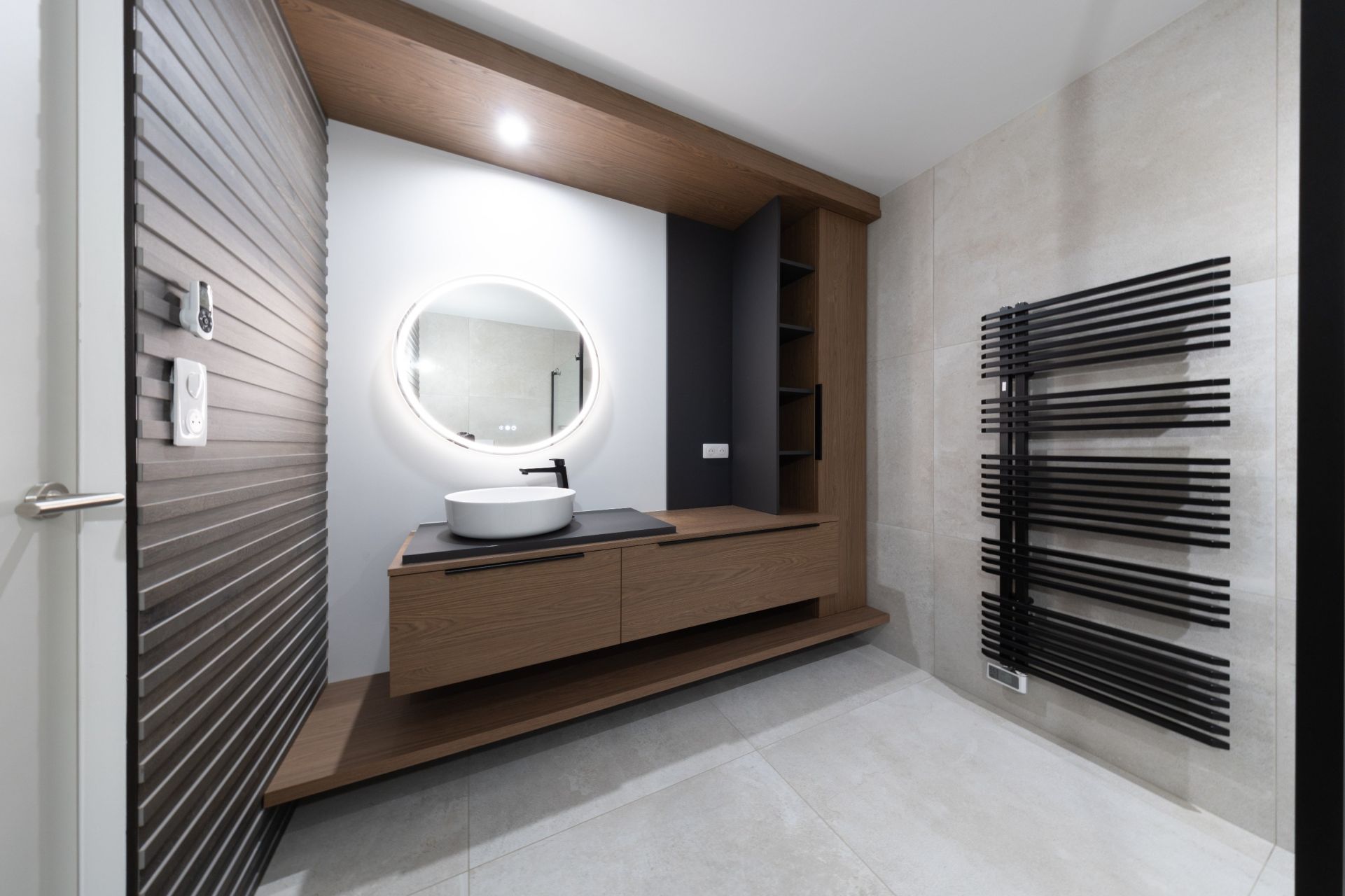 luxury house 5 Rooms for sale on AIZENAY (85190)