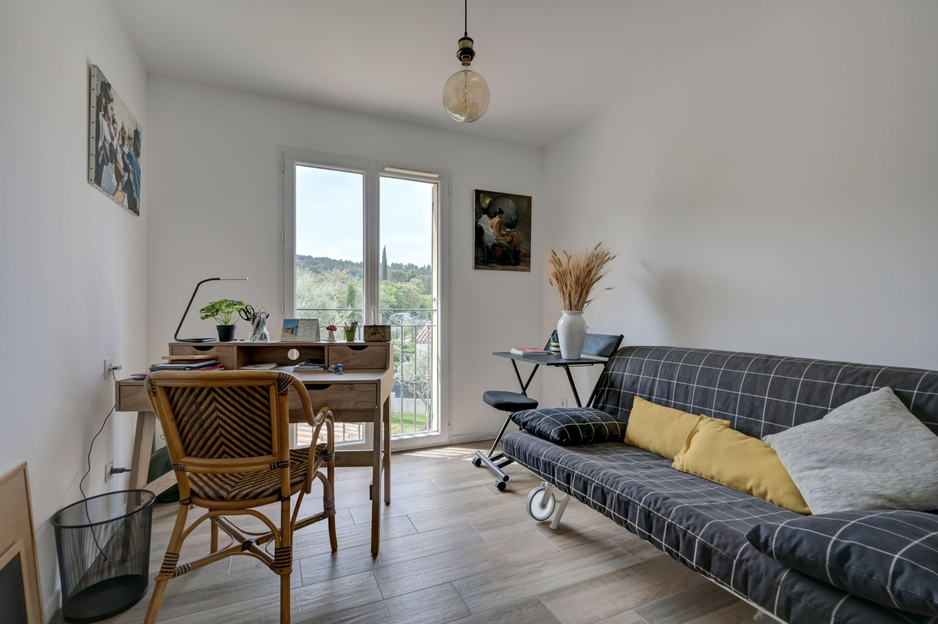 luxury house 5 Rooms for sale on BOUC BEL AIR (13320)