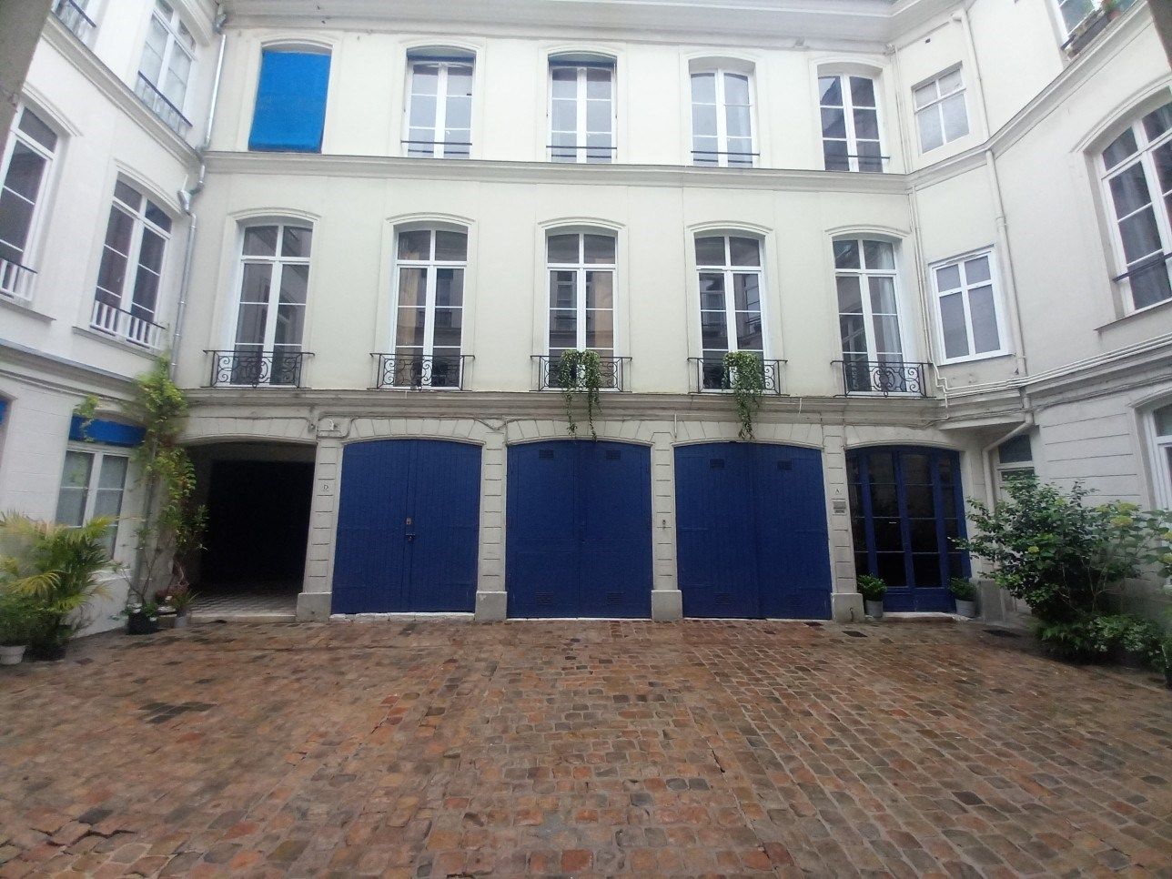 luxury apartment 6 Rooms for sale on ROUEN (76000)