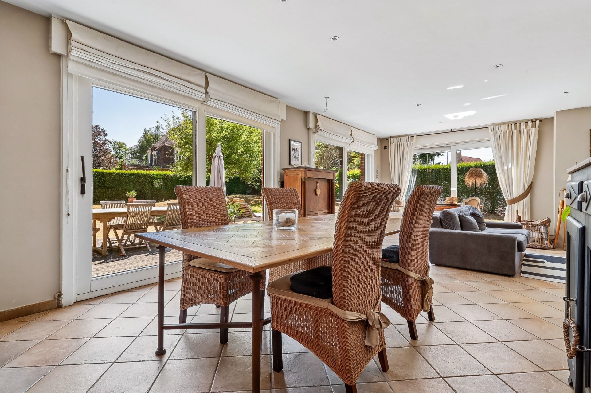 luxury house 5 Rooms for sale on CROIX (59170)