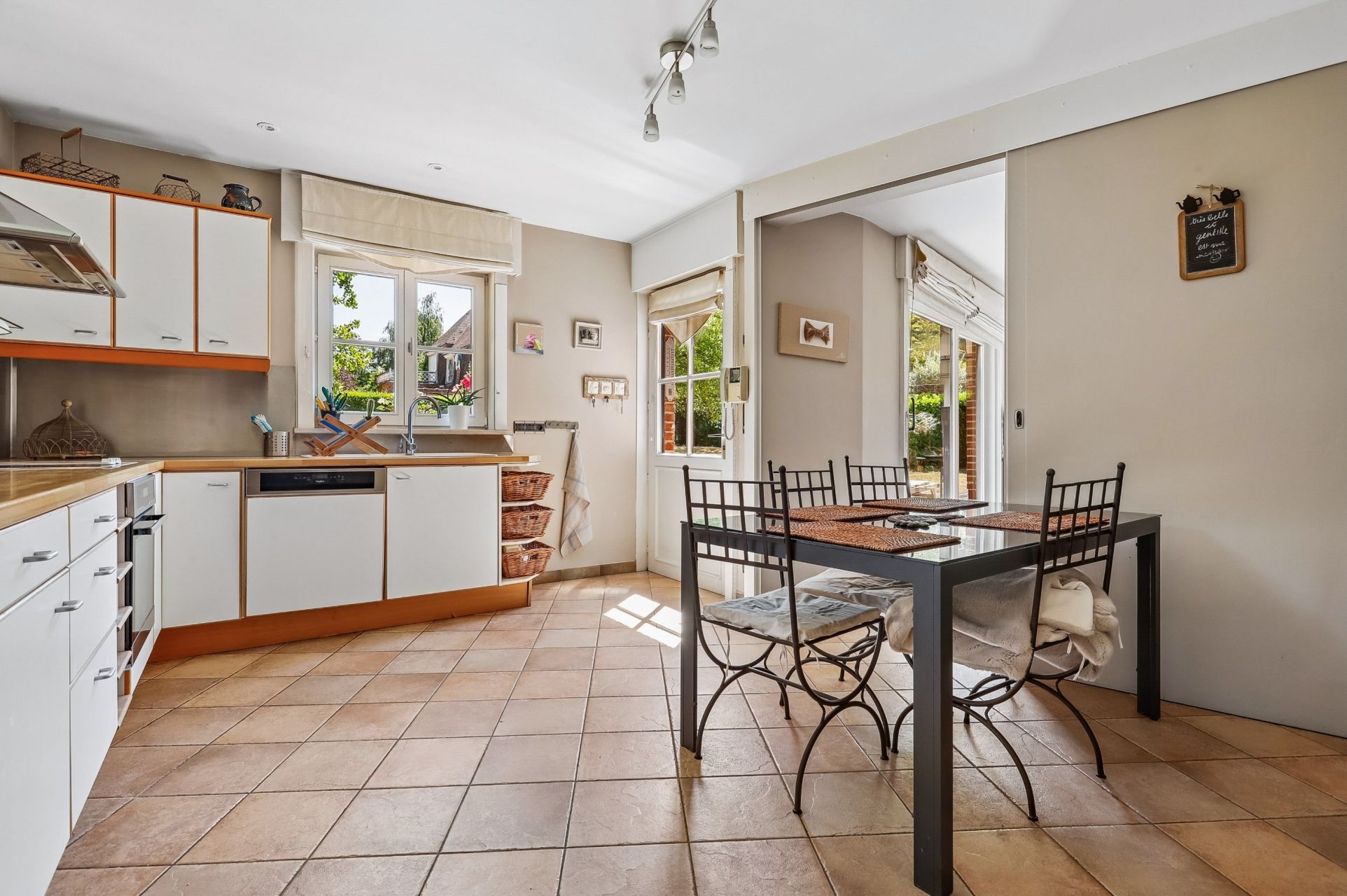 luxury house 5 Rooms for sale on CROIX (59170)