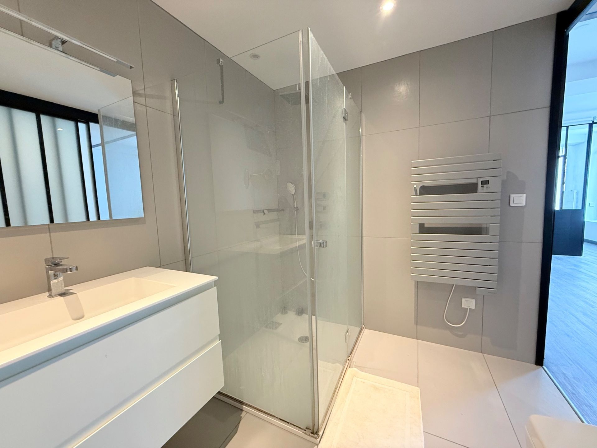 luxury apartment 2 Rooms for sale on LILLE (59800)