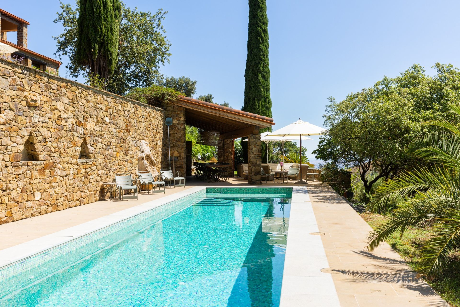 luxury house 10 Rooms for sale on CASTELNOU (66300)