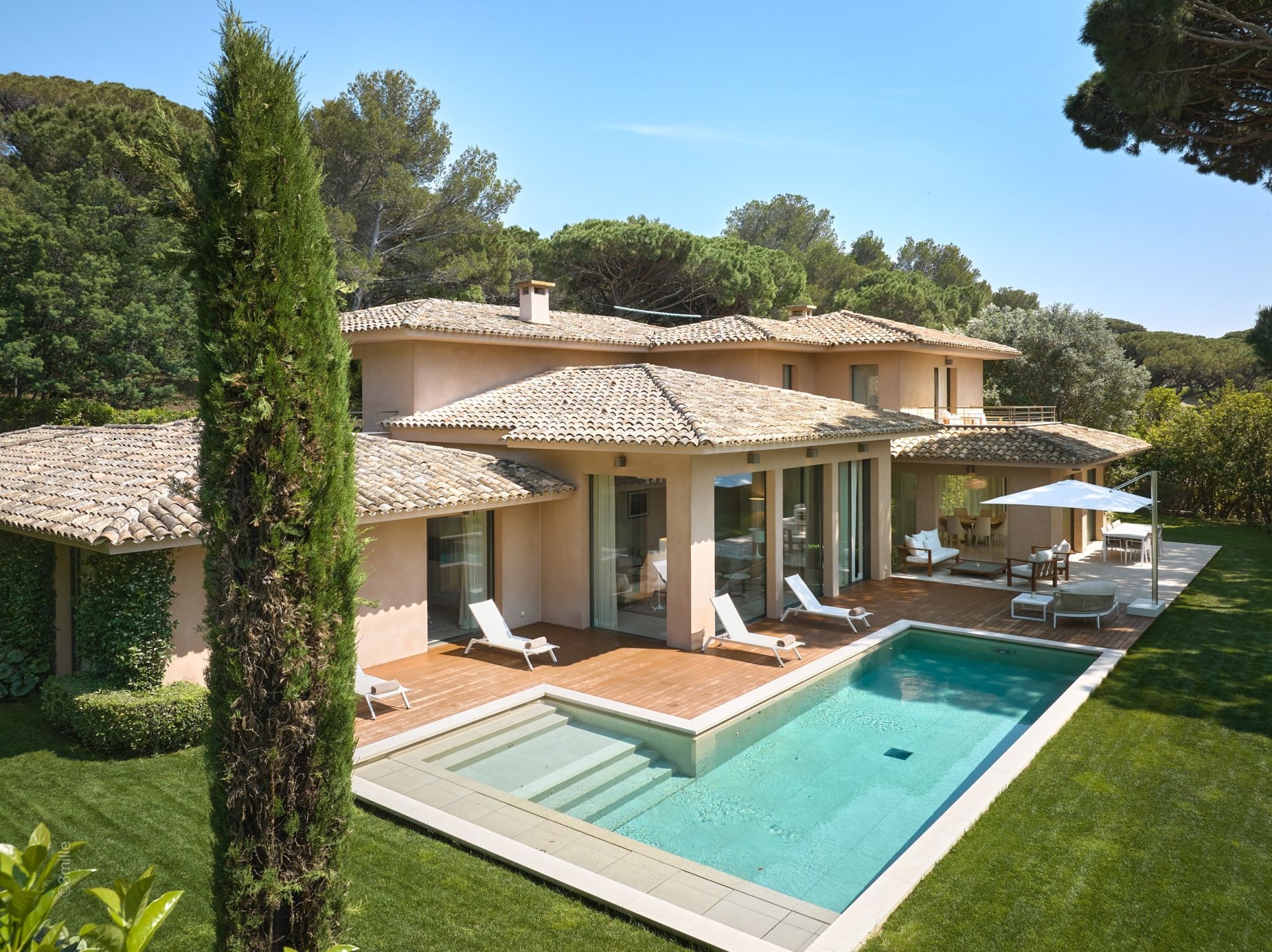 maison provençale de luxe 9 Pièces en vente sur ST TROPEZ (83990)