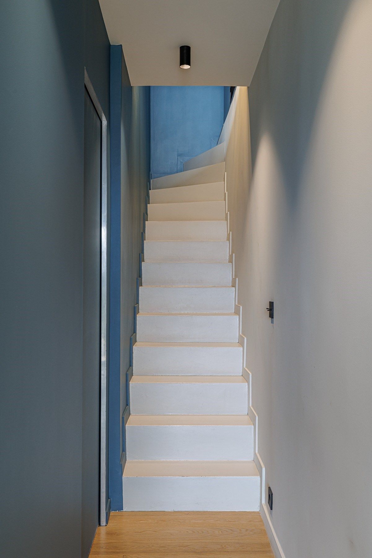 luxury apartment 5 Rooms for sale on NICE (06000)