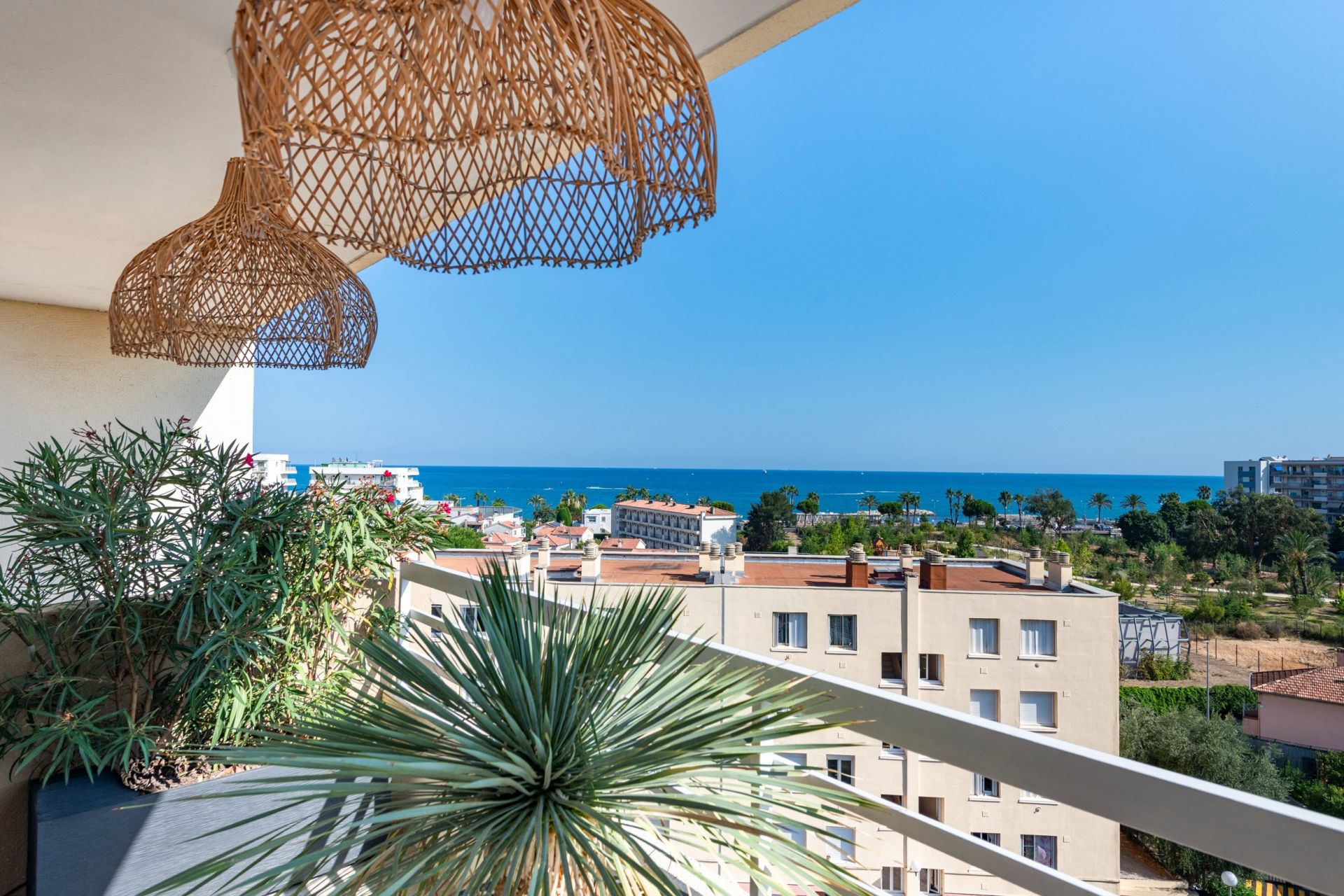 appartement de luxe 4 Pièces en vente sur CAGNES SUR MER (06800)