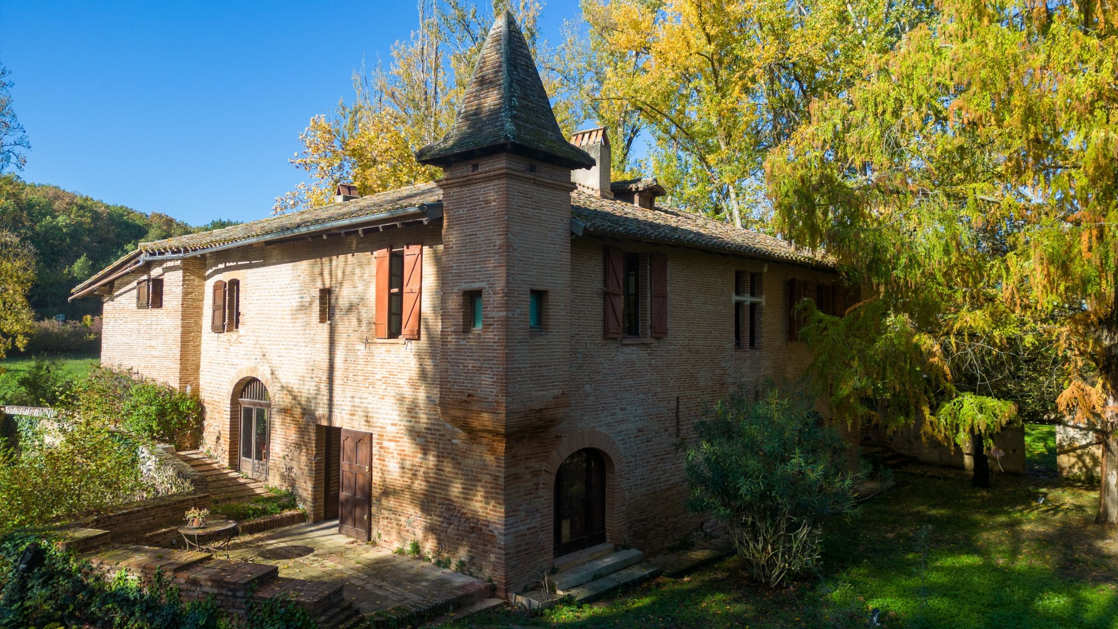 mill 10 Rooms for sale on CASTELSARRASIN (82100)