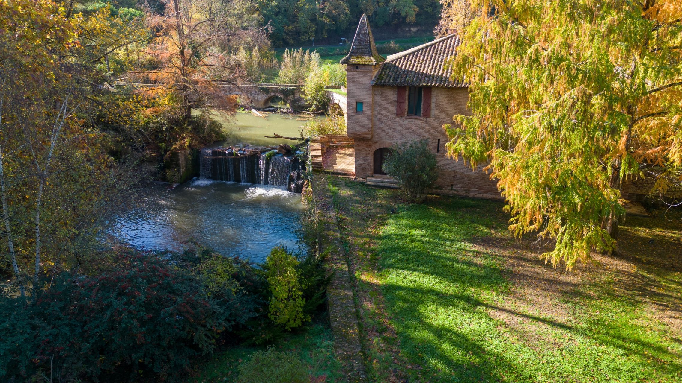 mill 10 Rooms for sale on CASTELSARRASIN (82100)