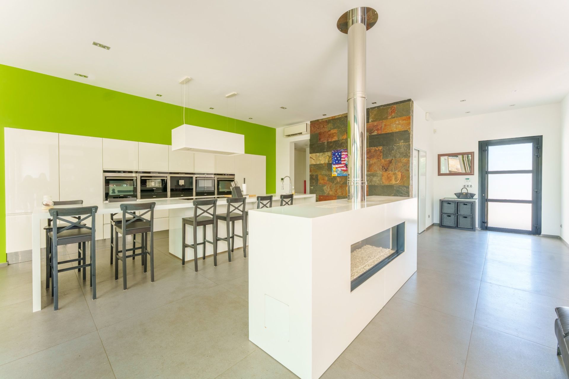 luxury villa 4 Rooms for sale on BAILLARGUES (34670)