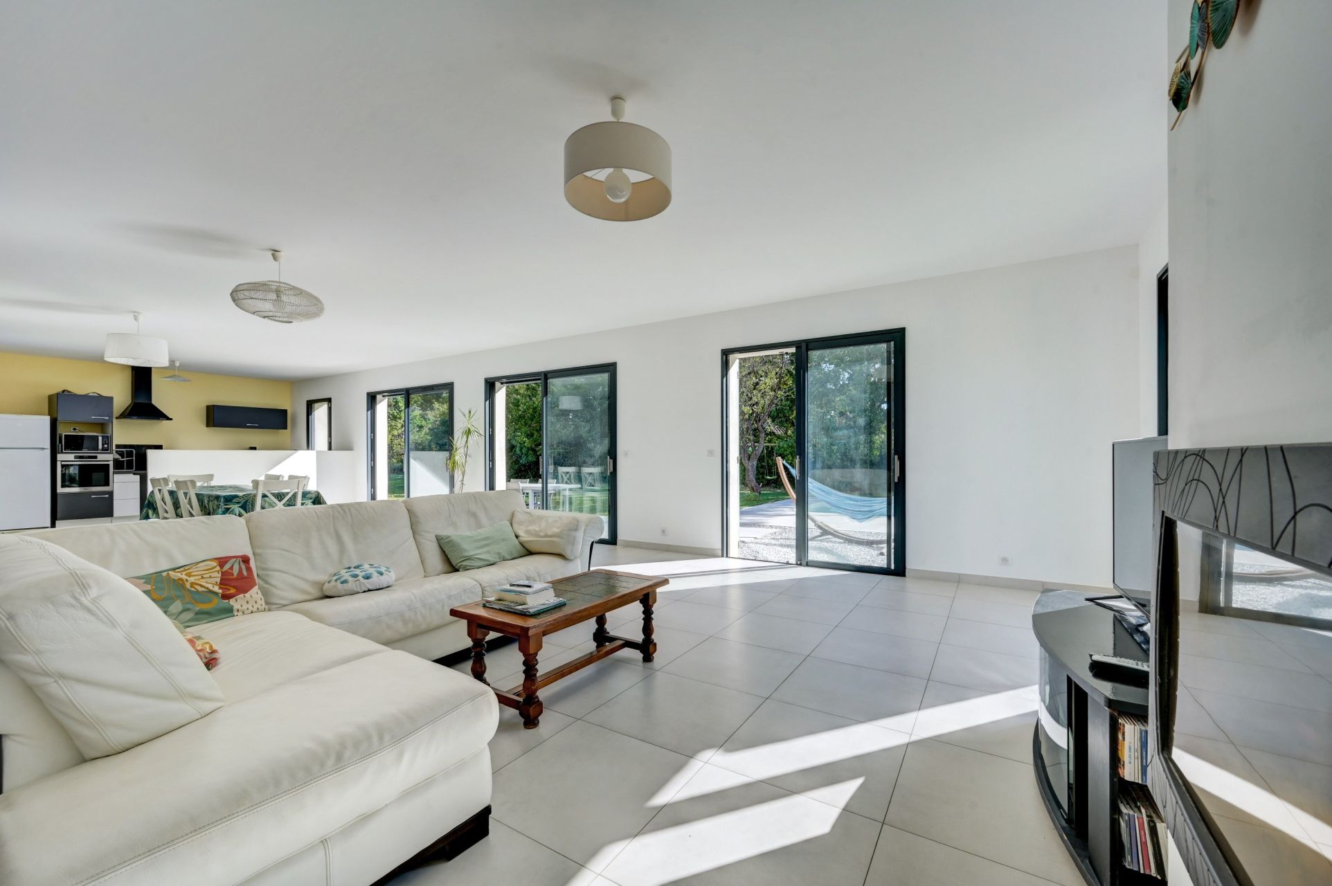 luxury house 7 Rooms for sale on AIX EN PROVENCE (13100)