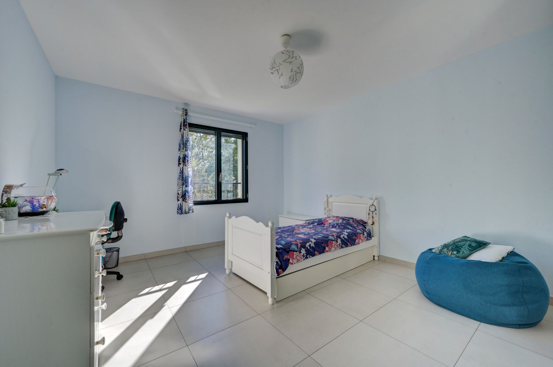 luxury house 7 Rooms for sale on AIX EN PROVENCE (13100)