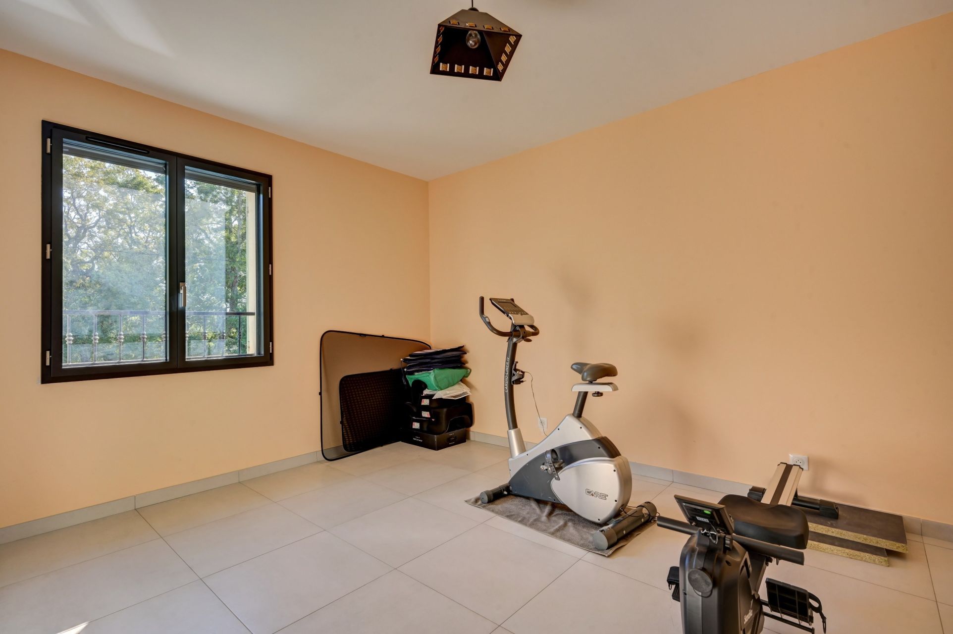 luxury house 7 Rooms for sale on AIX EN PROVENCE (13100)