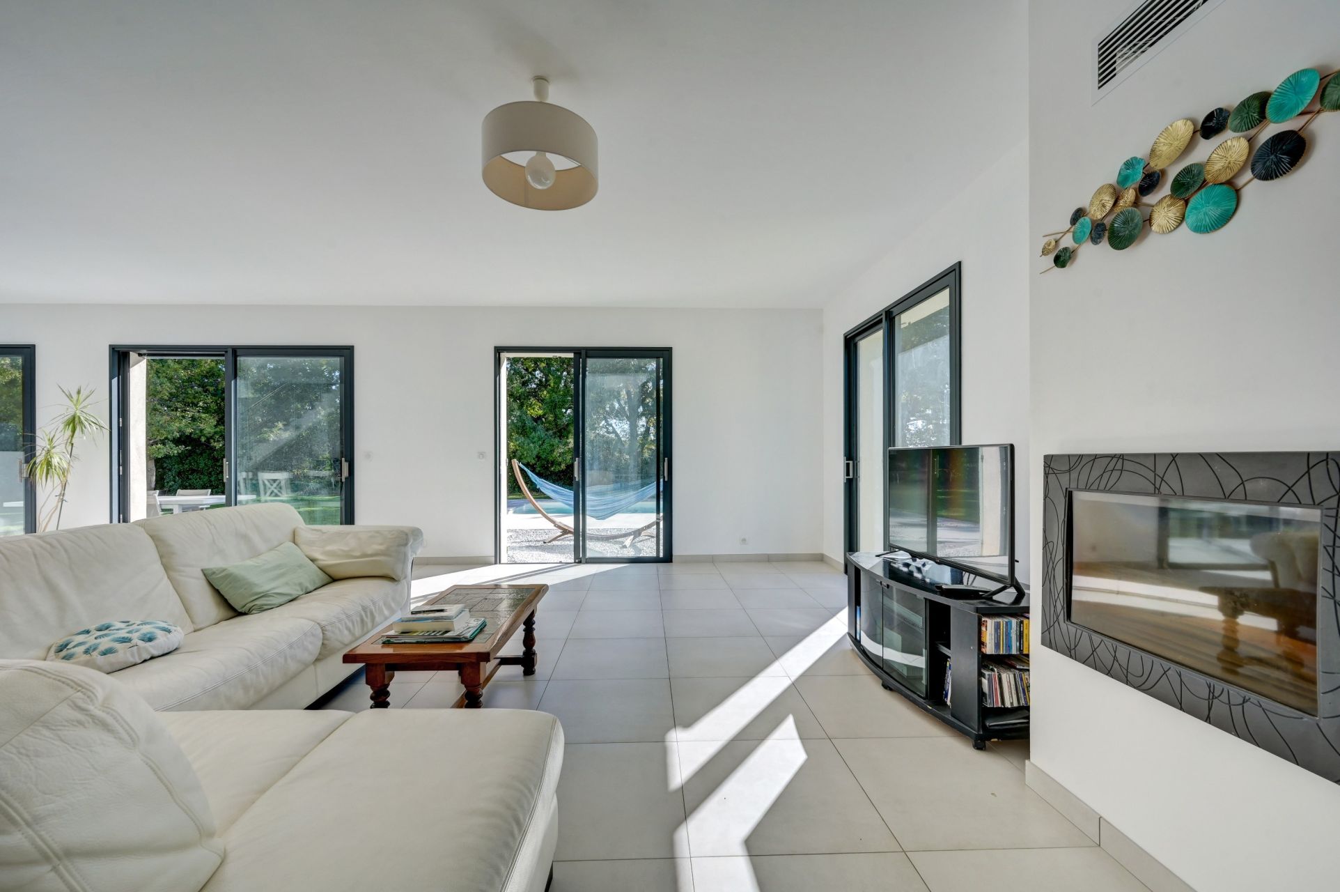 luxury house 7 Rooms for sale on AIX EN PROVENCE (13100)