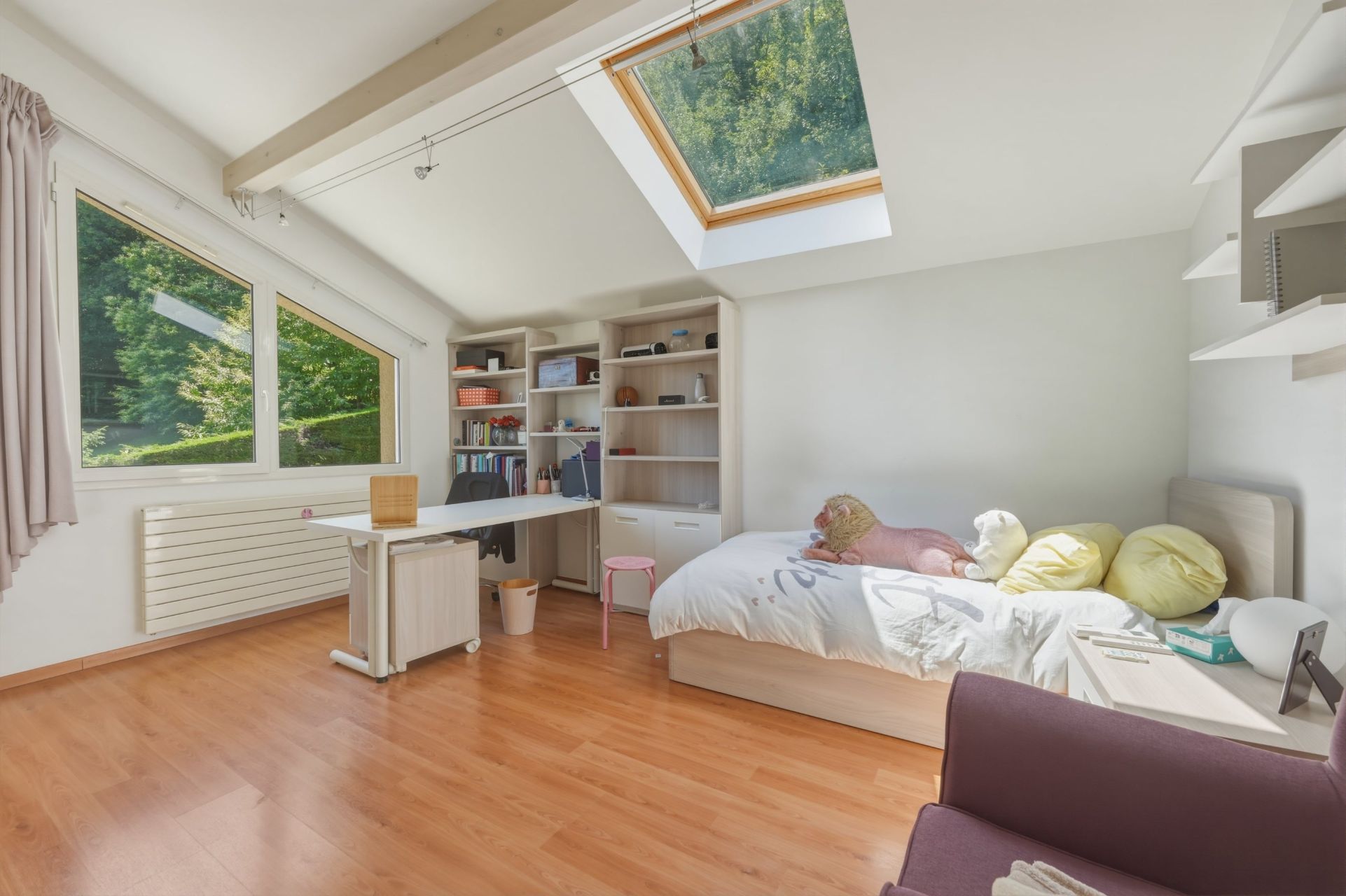 luxury house 9 Rooms for sale on DIVONNE LES BAINS (01220)