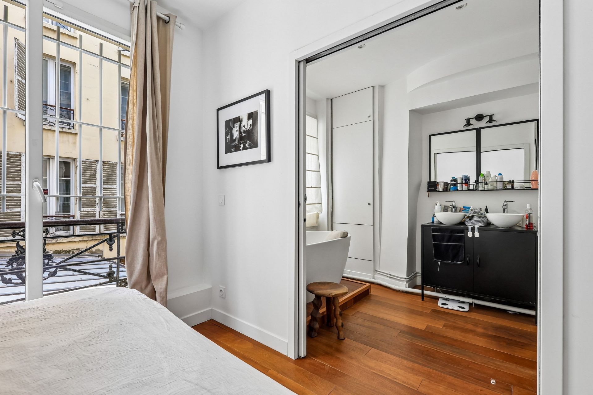 luxury apartment 3 Rooms for sale on PARIS (75002)