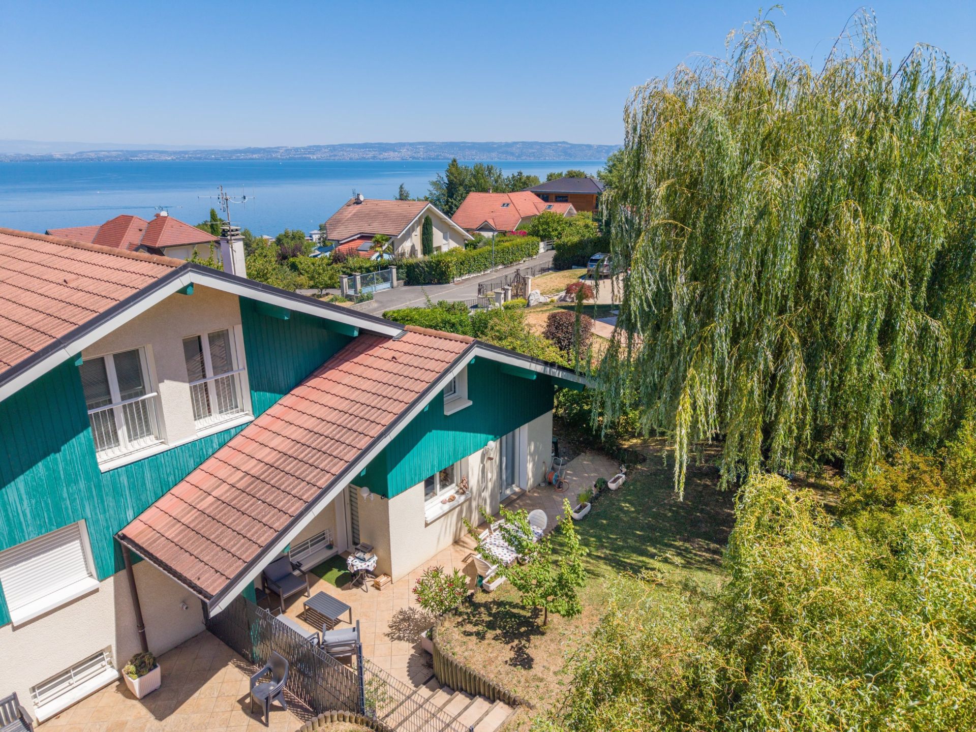 luxury house 6 Rooms for sale on PUBLIER (74500)