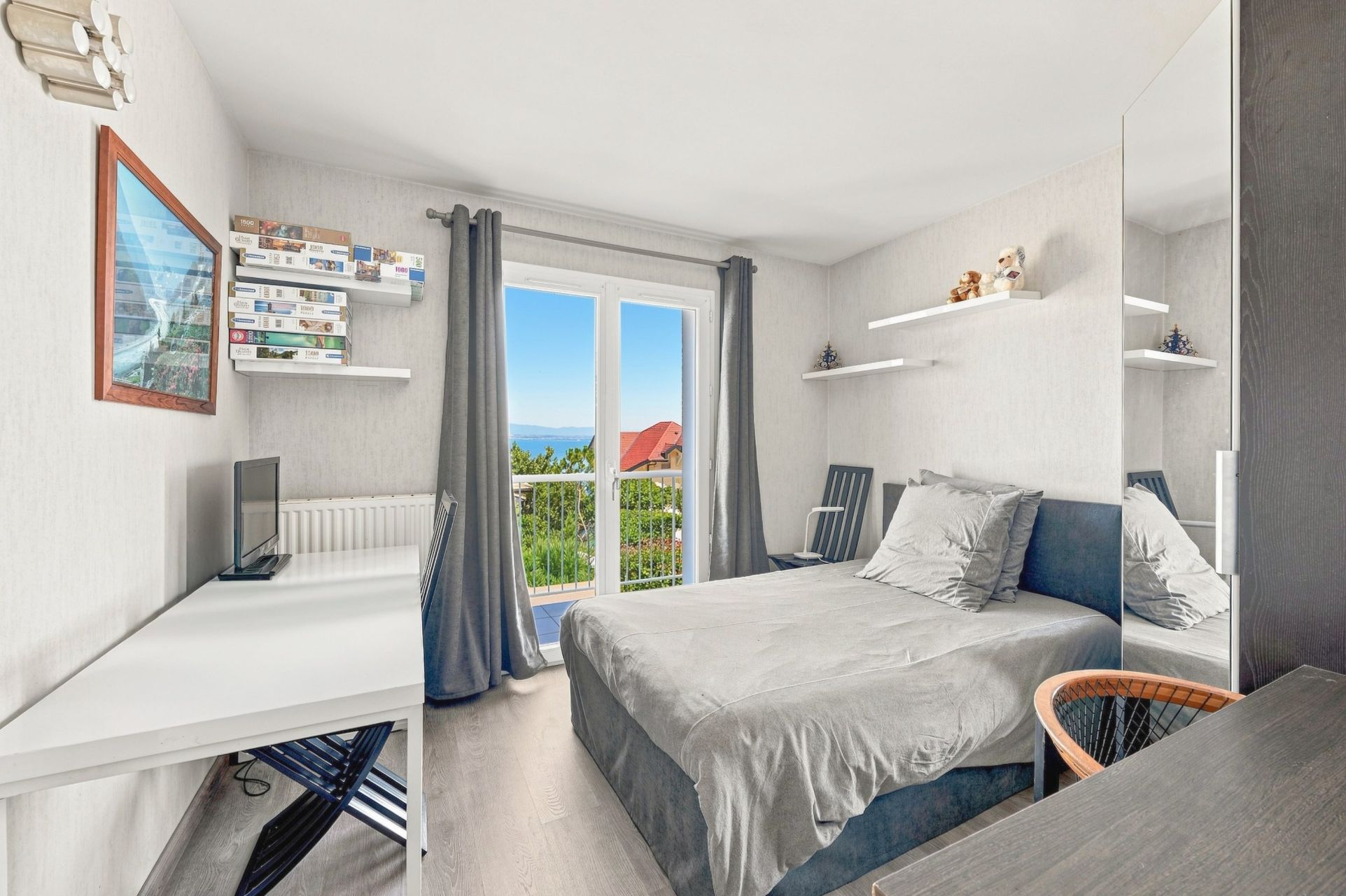 luxury house 6 Rooms for sale on PUBLIER (74500)