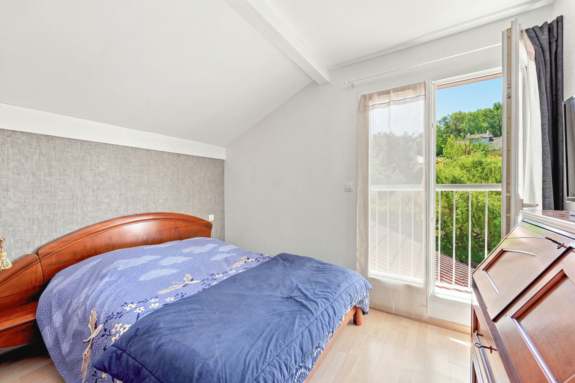 luxury house 6 Rooms for sale on PUBLIER (74500)