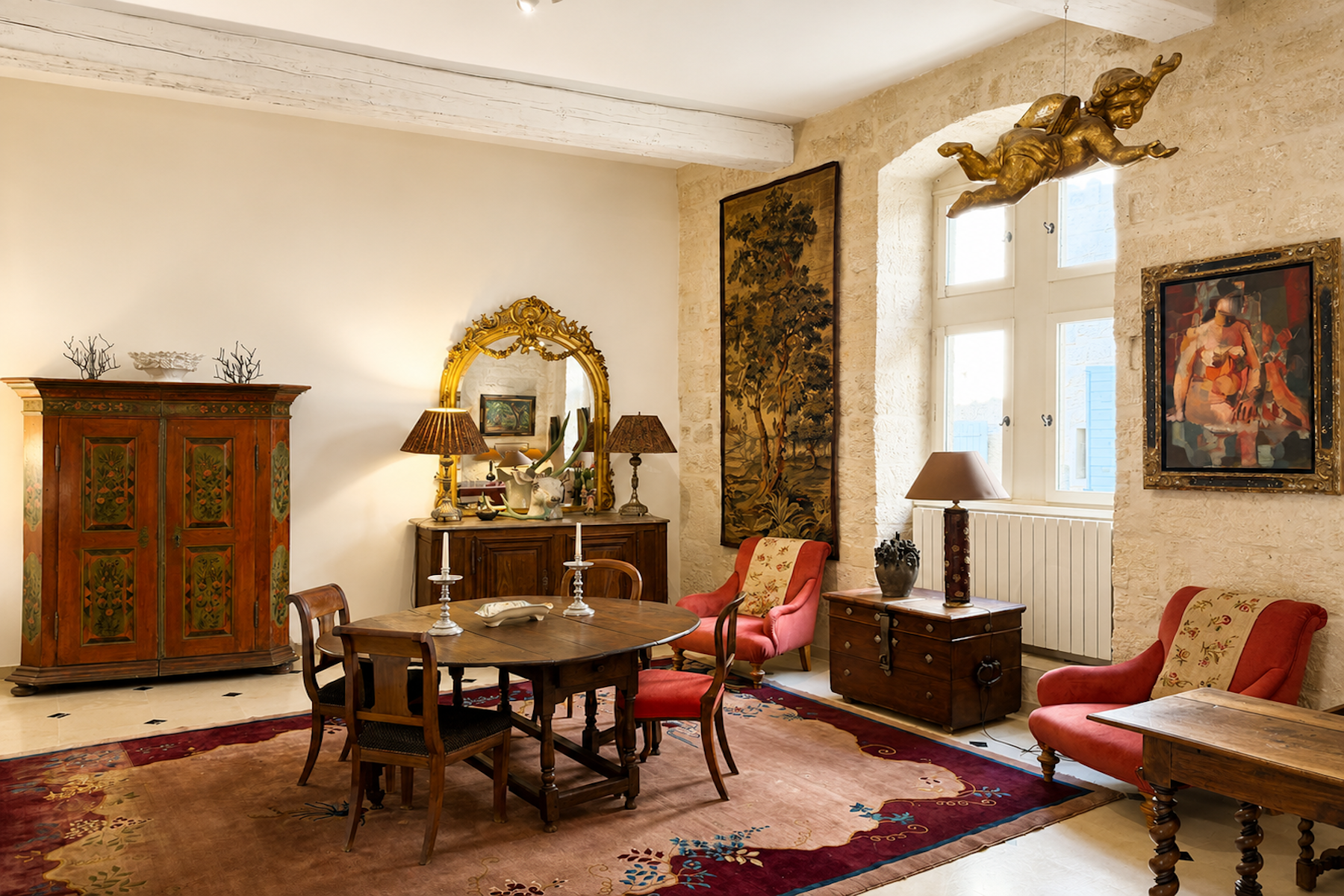 luxury apartment 6 Rooms for sale on UZES (30700)