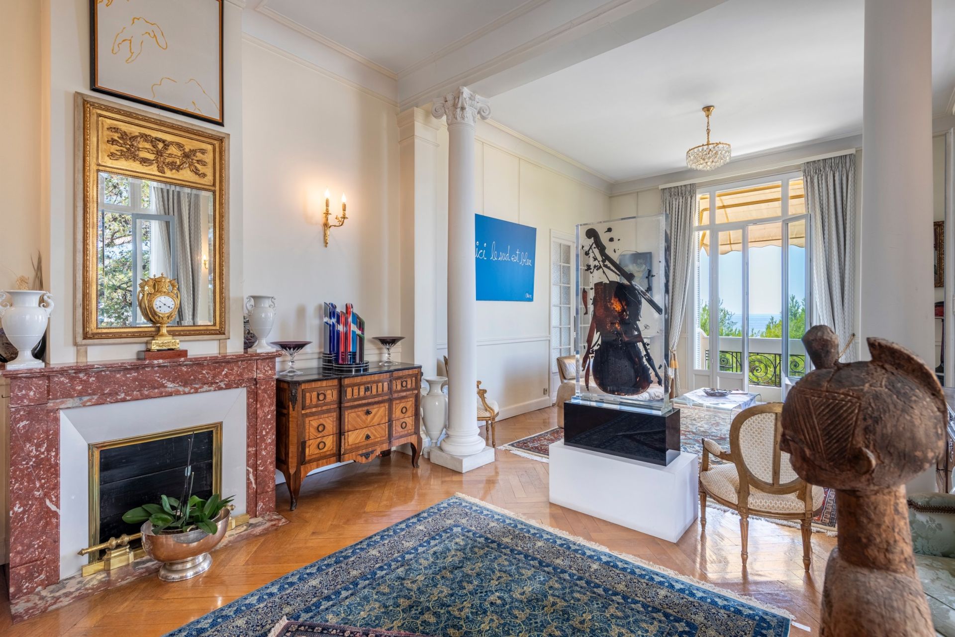 luxury villa 6 Rooms for sale on NICE (06000)
