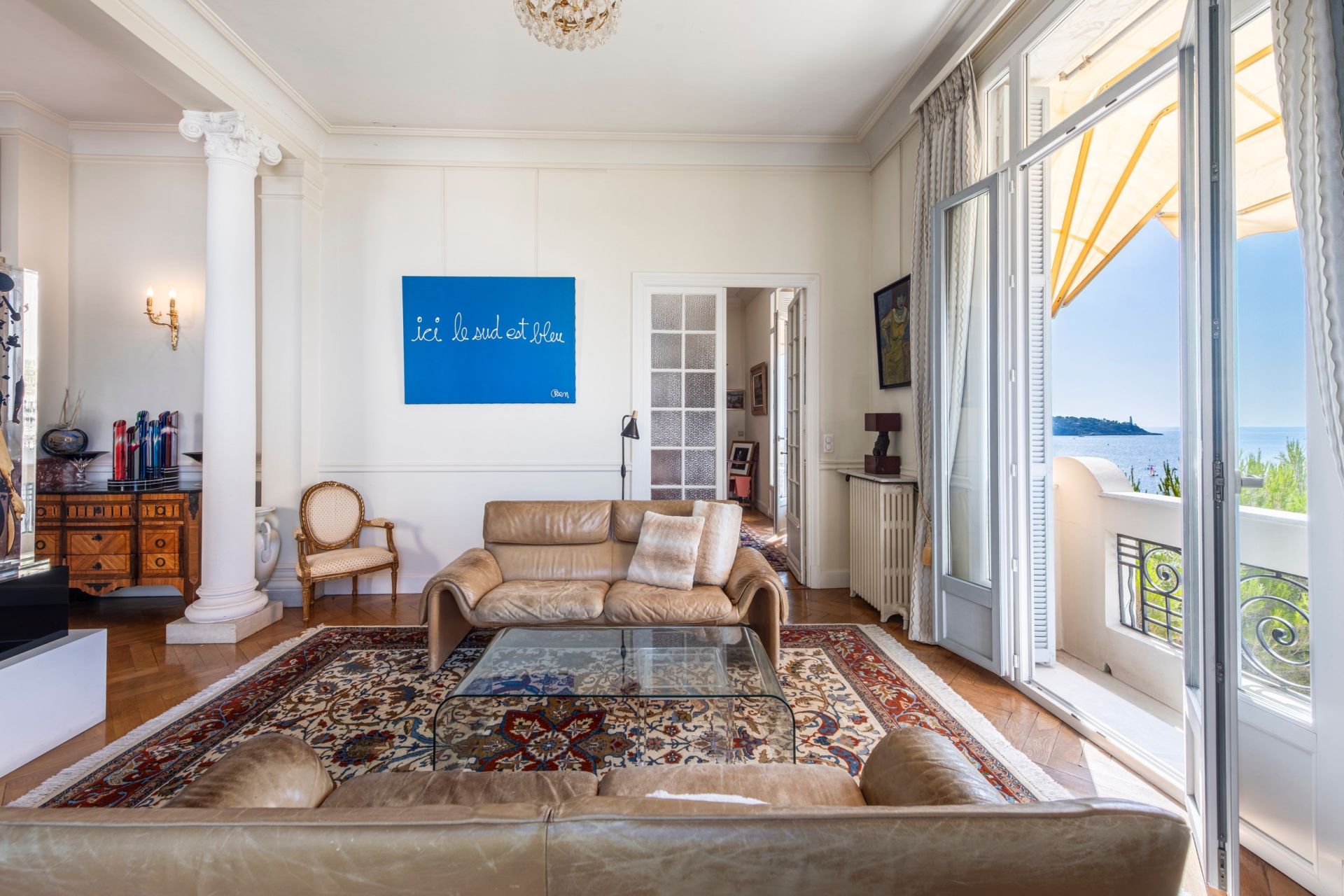 luxury villa 6 Rooms for sale on NICE (06000)