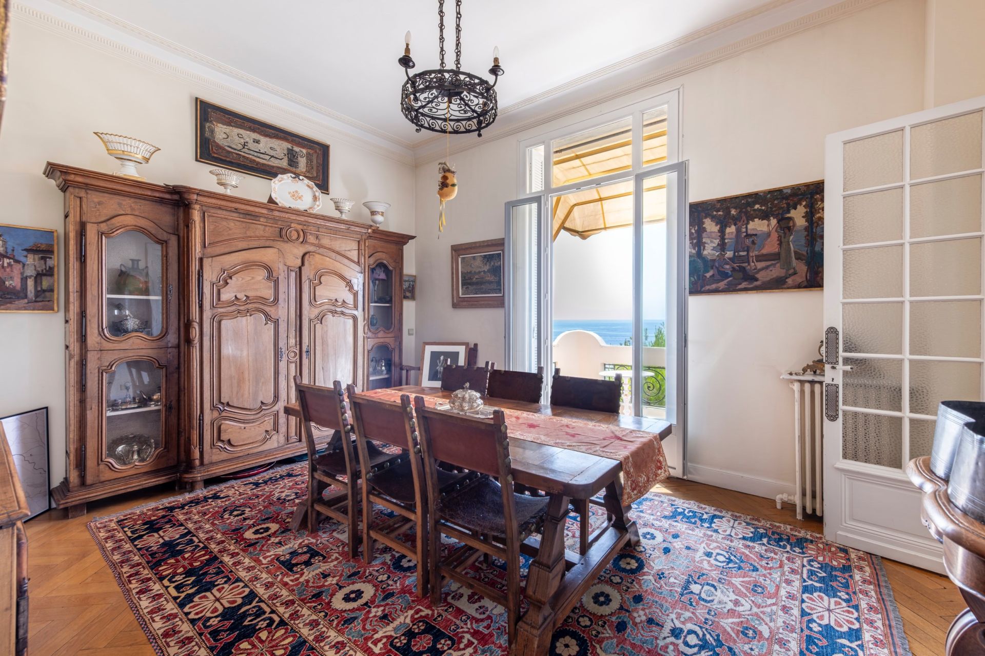 luxury villa 6 Rooms for sale on NICE (06000)