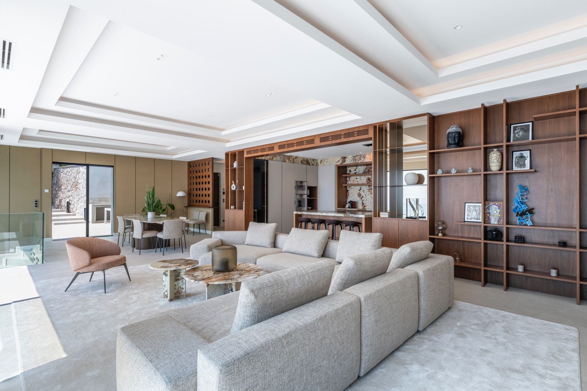 luxury villa 6 Rooms for sale on BEAUSOLEIL (06240)