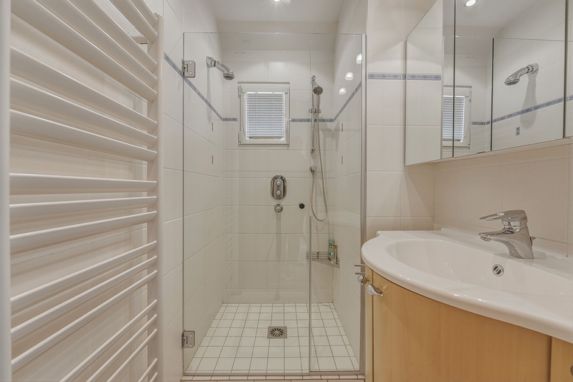 luxury house 12 Rooms for sale on DIVONNE LES BAINS (01220)