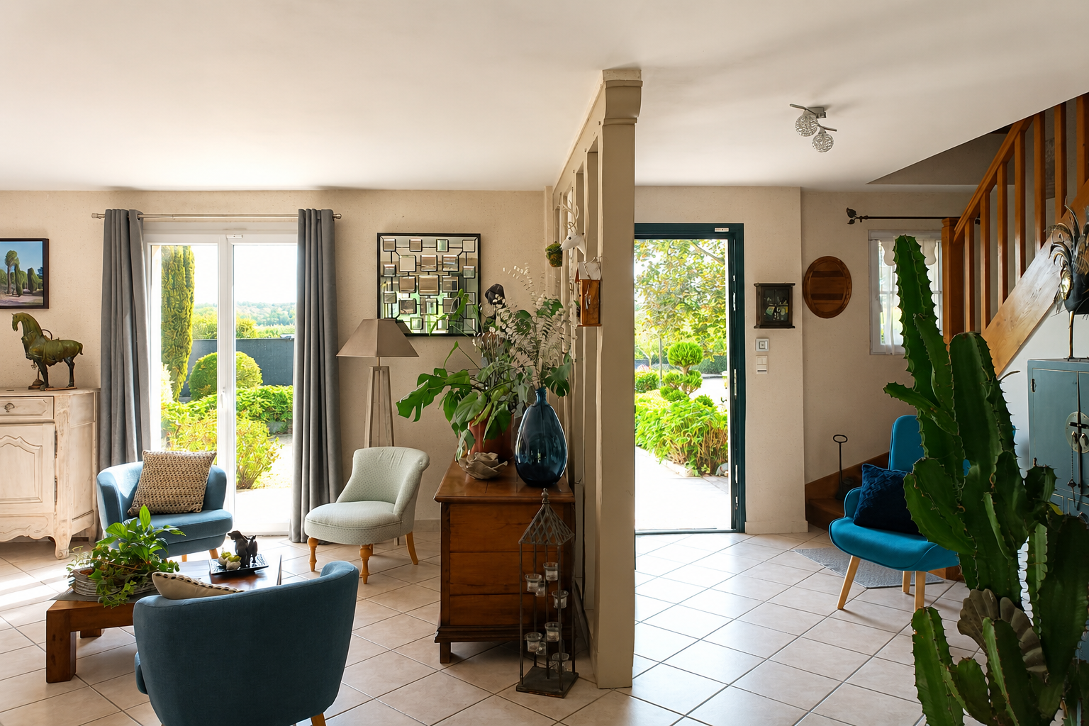 luxury house 8 Rooms for sale on MUIDES SUR LOIRE (41500)