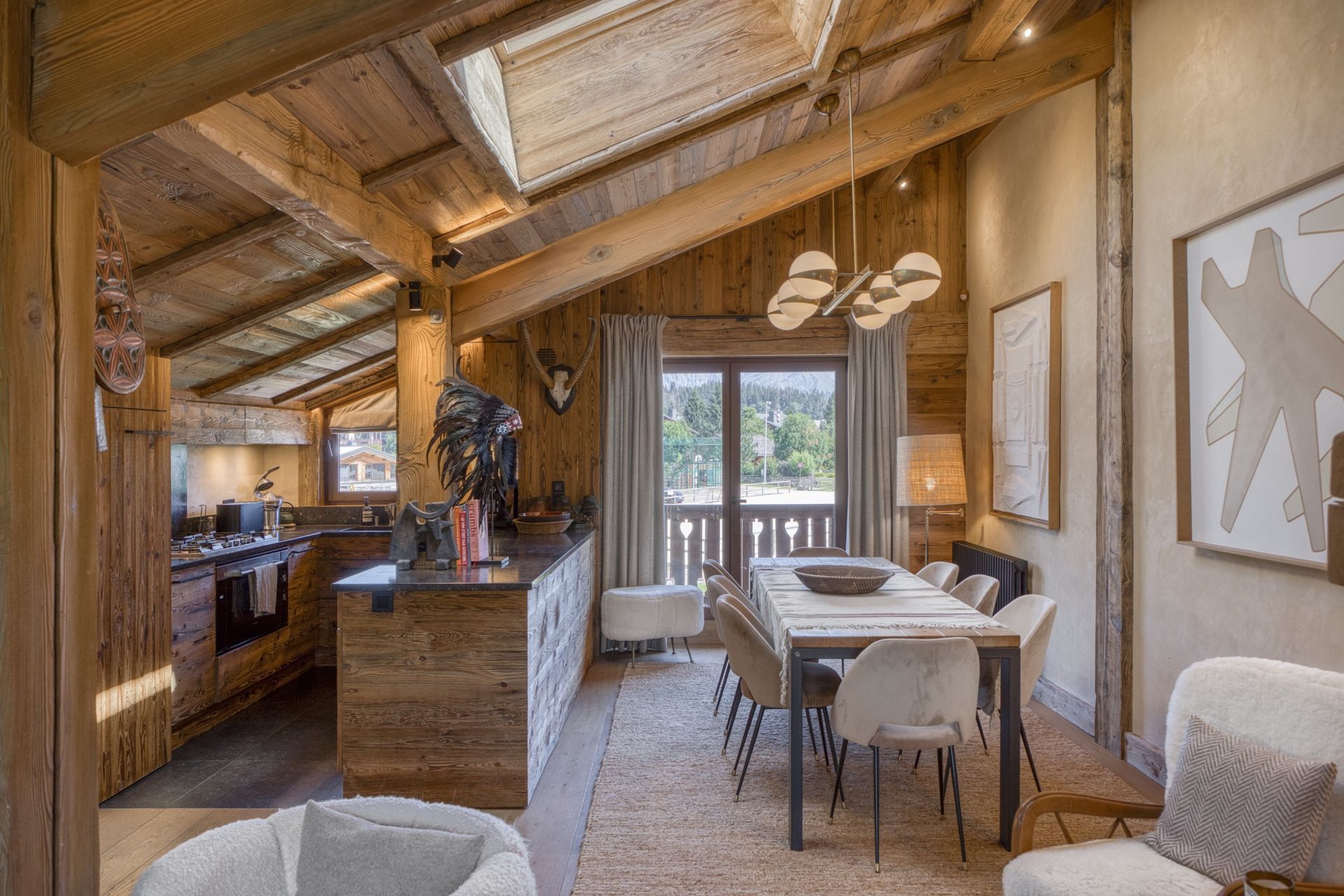 luxury apartment 4 Rooms for sale on MEGEVE (74120)