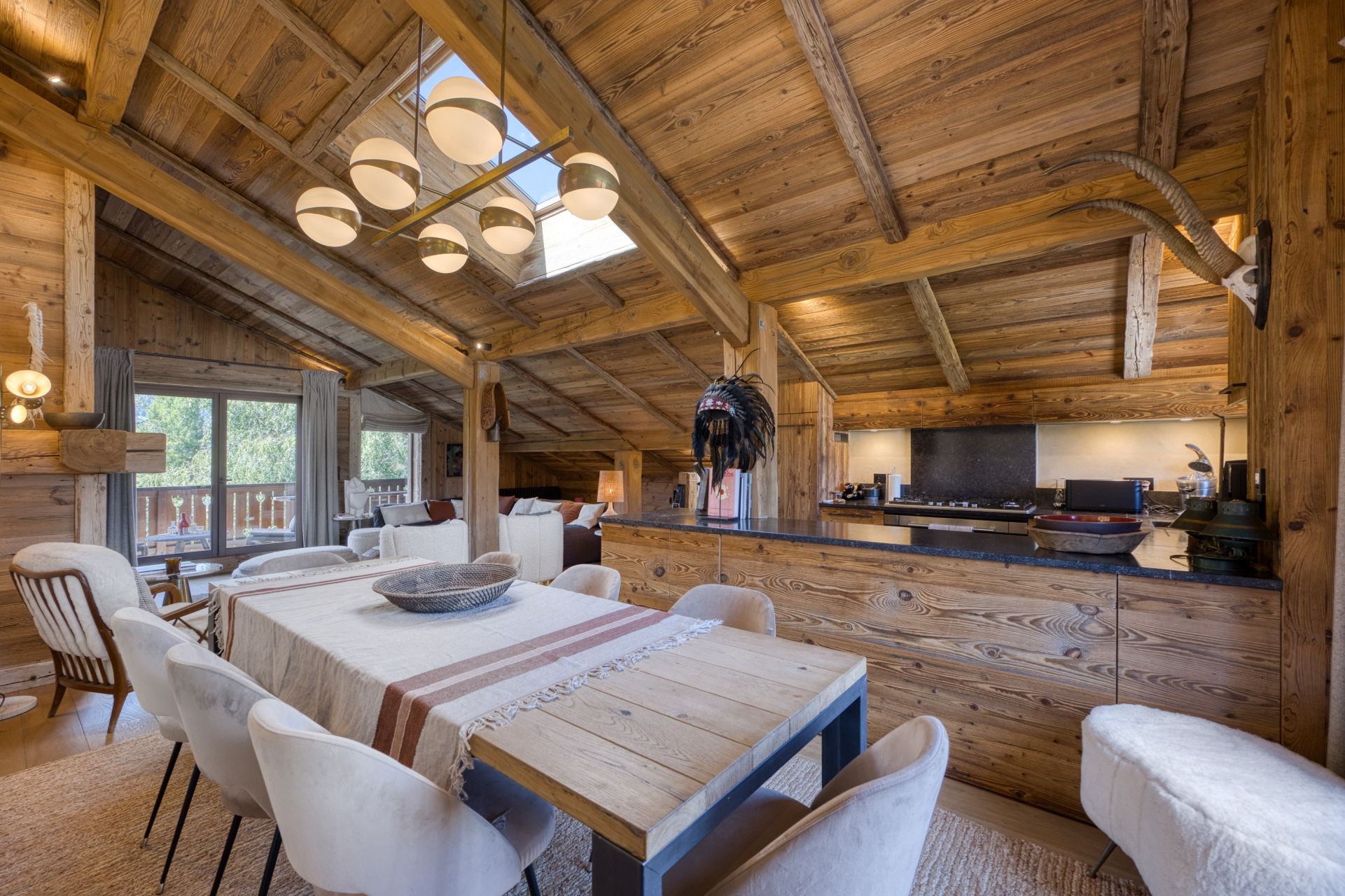 luxury apartment 4 Rooms for sale on MEGEVE (74120)