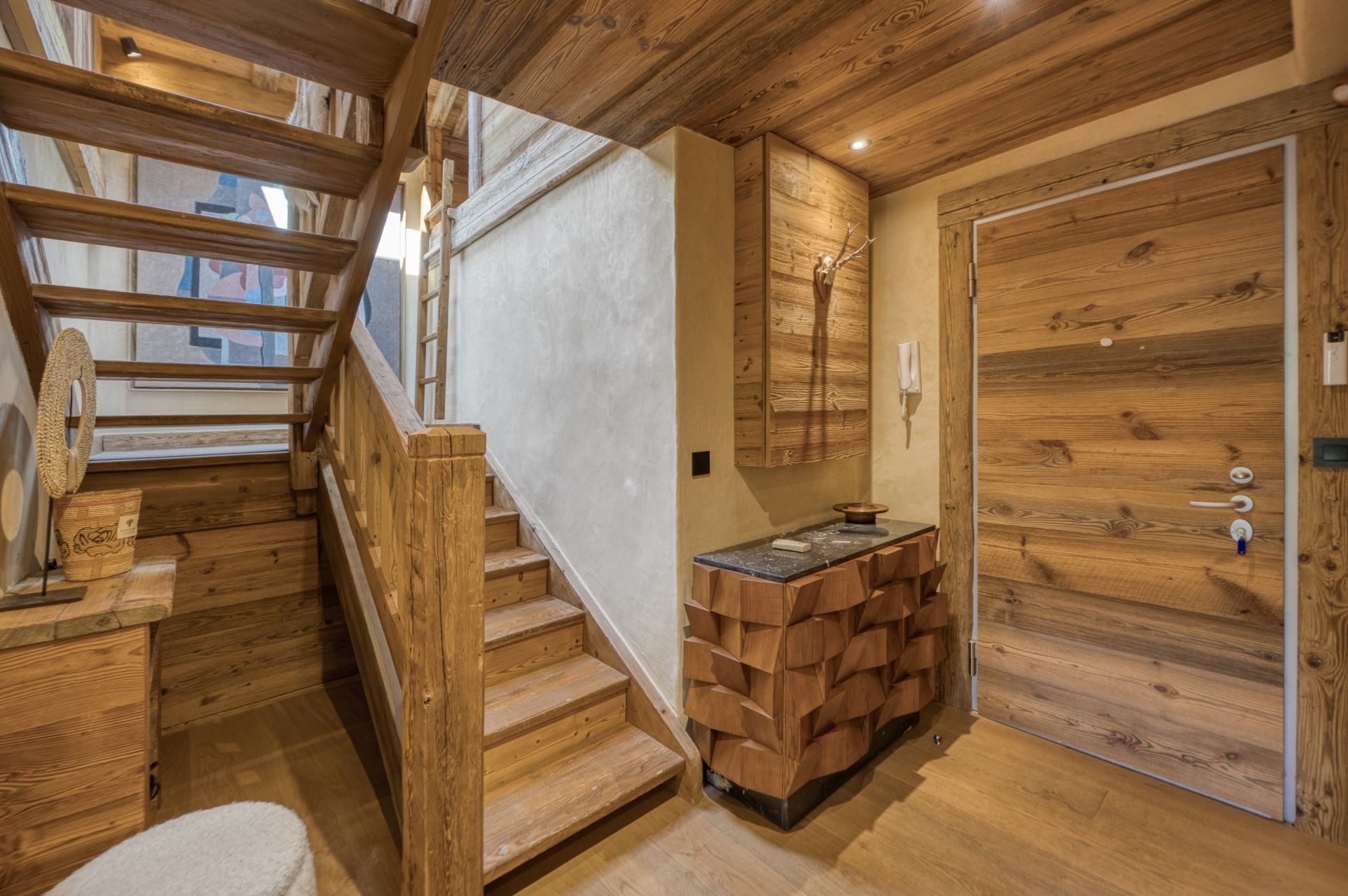 luxury apartment 4 Rooms for sale on MEGEVE (74120)