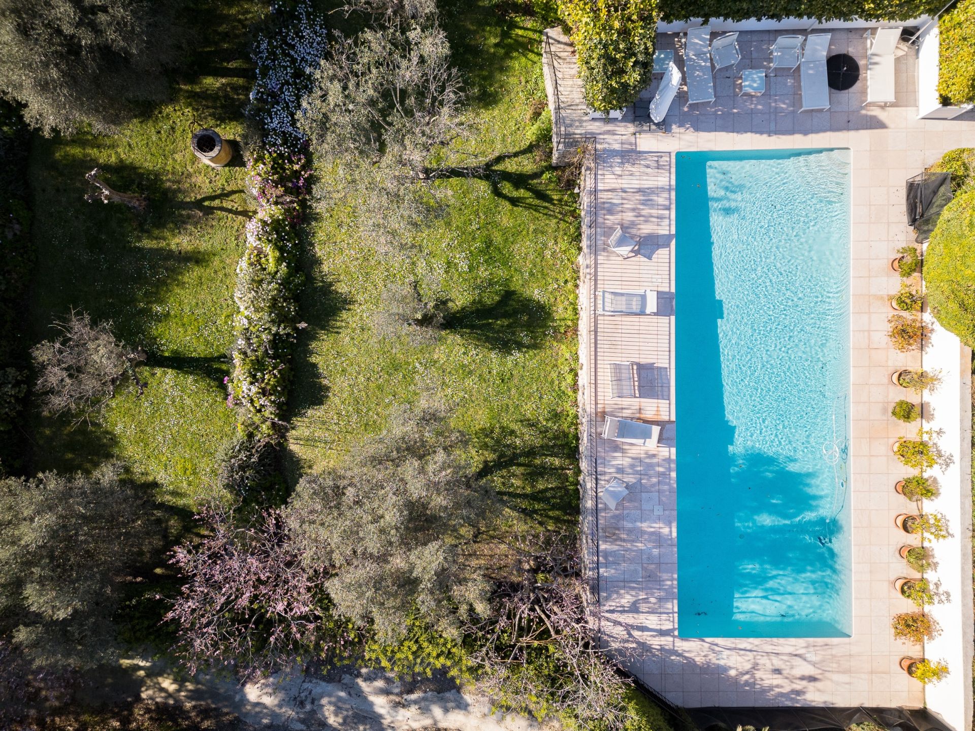 luxury provencale house 11 Rooms for sale on LA COLLE SUR LOUP (06480)