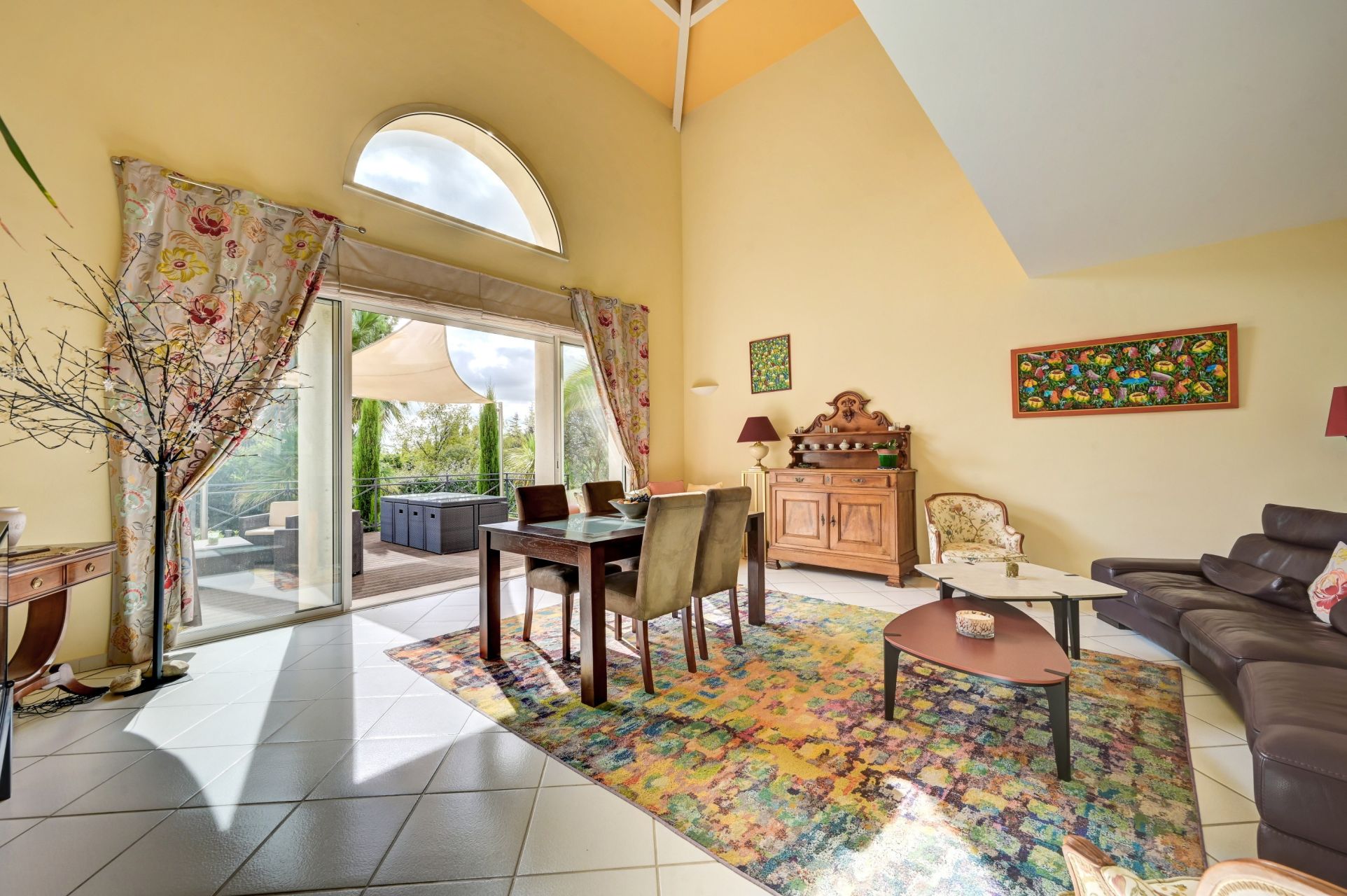 luxury house 6 Rooms for sale on AIX EN PROVENCE (13100)