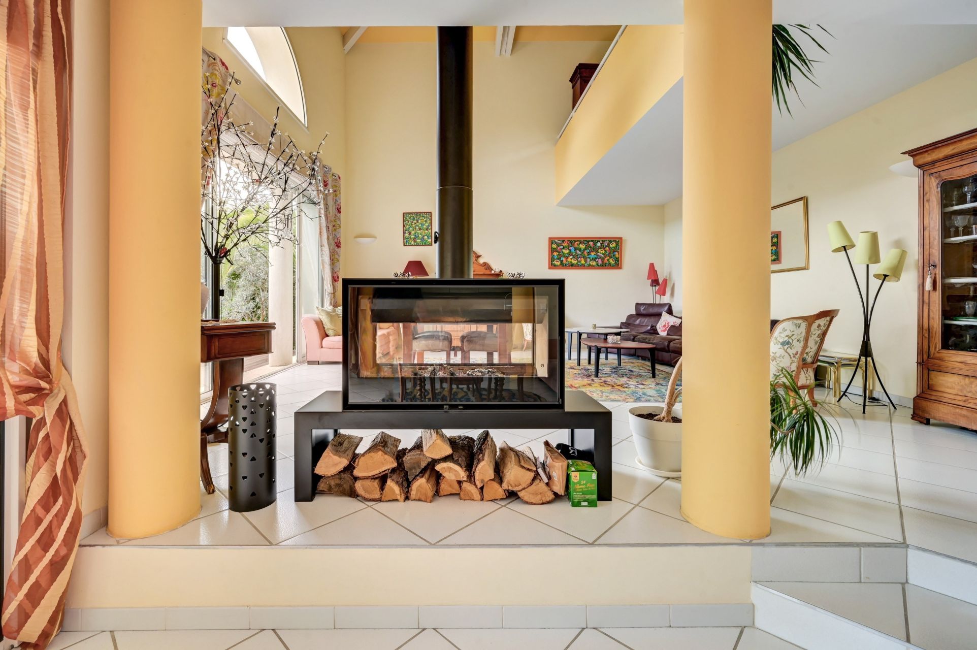 luxury house 6 Rooms for sale on AIX EN PROVENCE (13100)