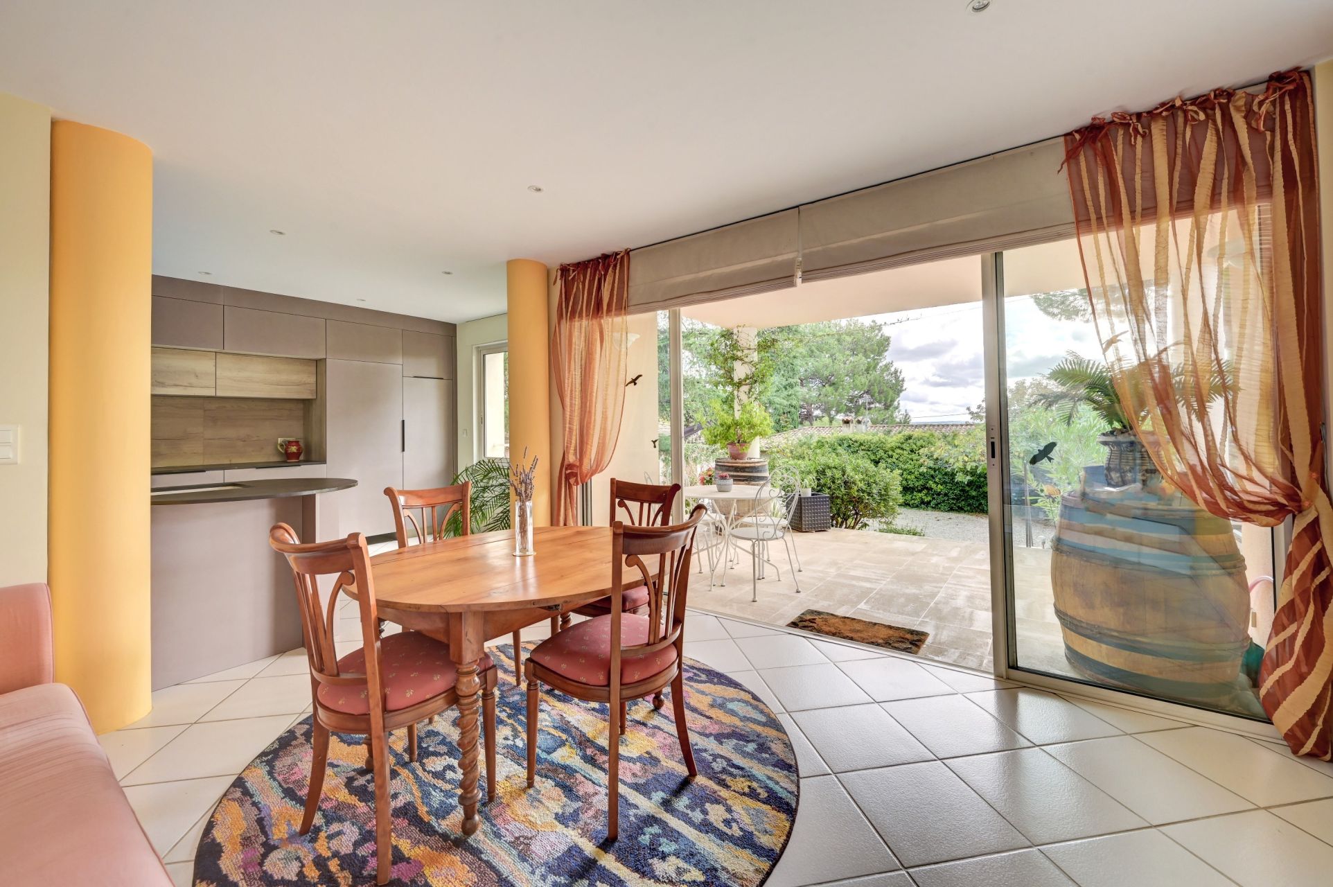 luxury house 6 Rooms for sale on AIX EN PROVENCE (13100)