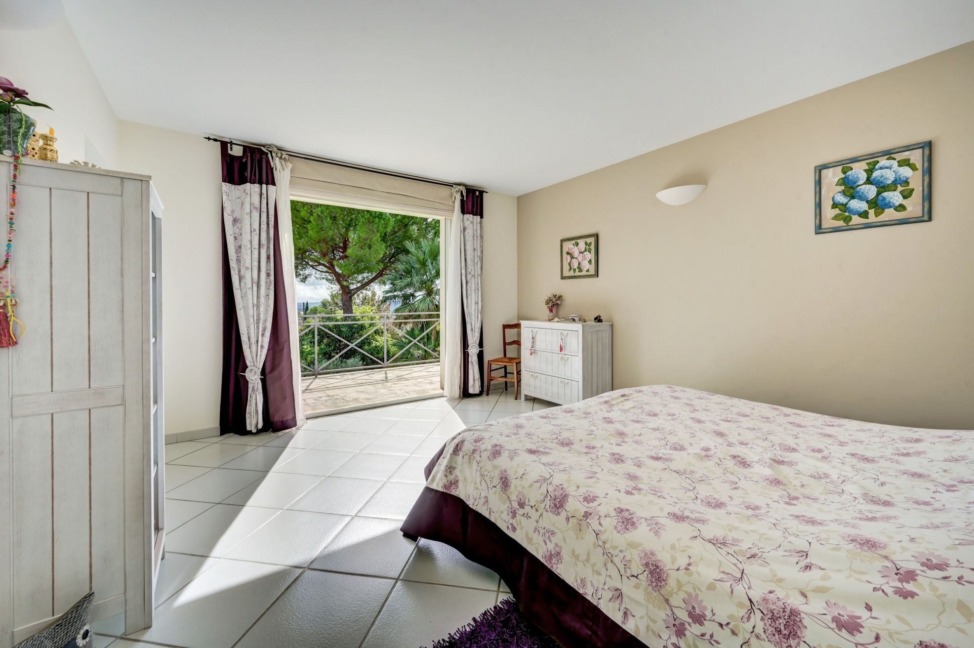 luxury house 6 Rooms for sale on AIX EN PROVENCE (13100)