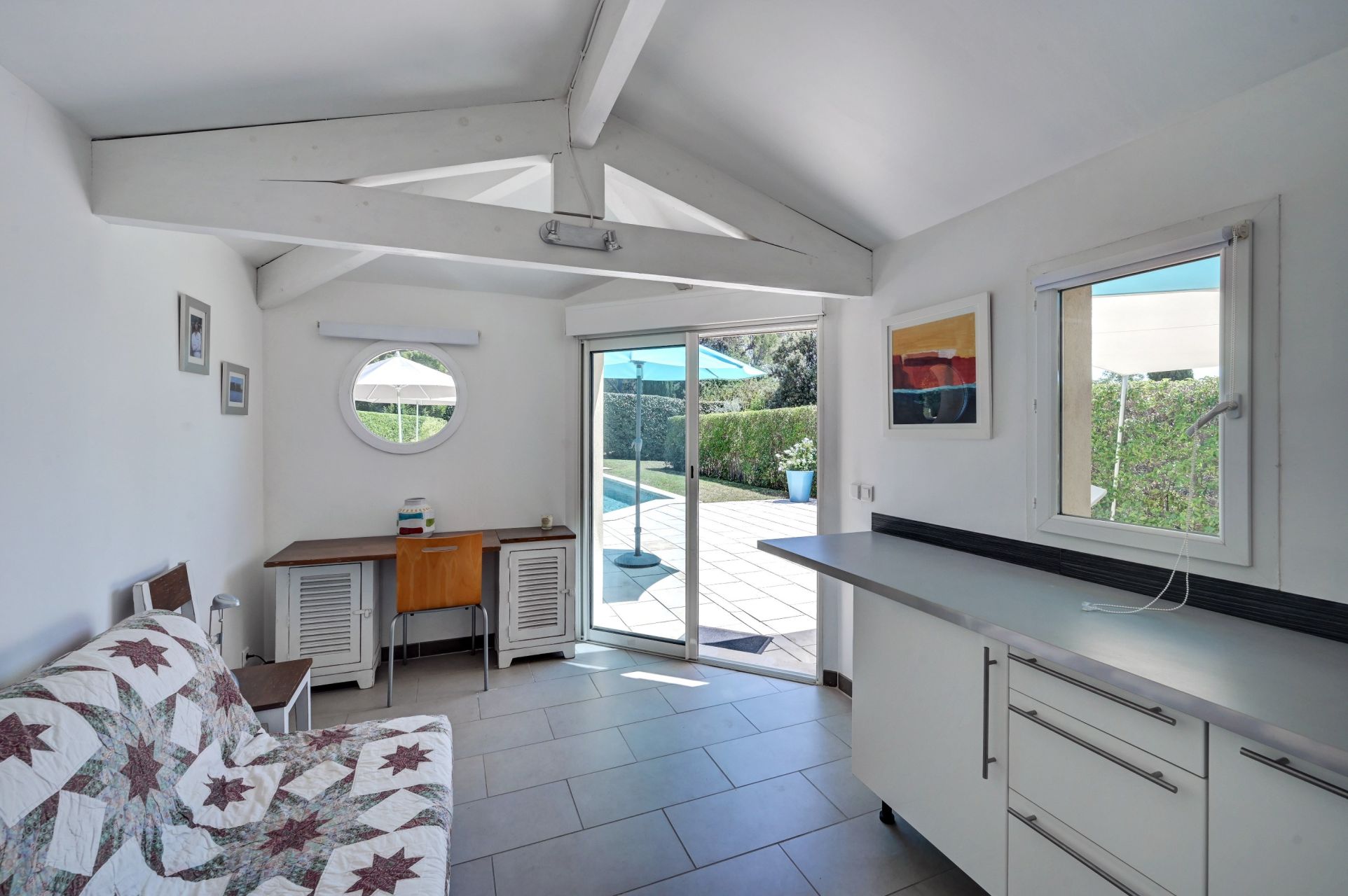 luxury house 5 Rooms for sale on AIX EN PROVENCE (13100)