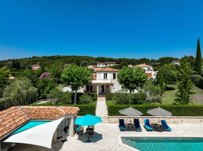 Sale Luxury house Aix-en-Provence 5&nbsp;Rooms 155&nbsp;m²