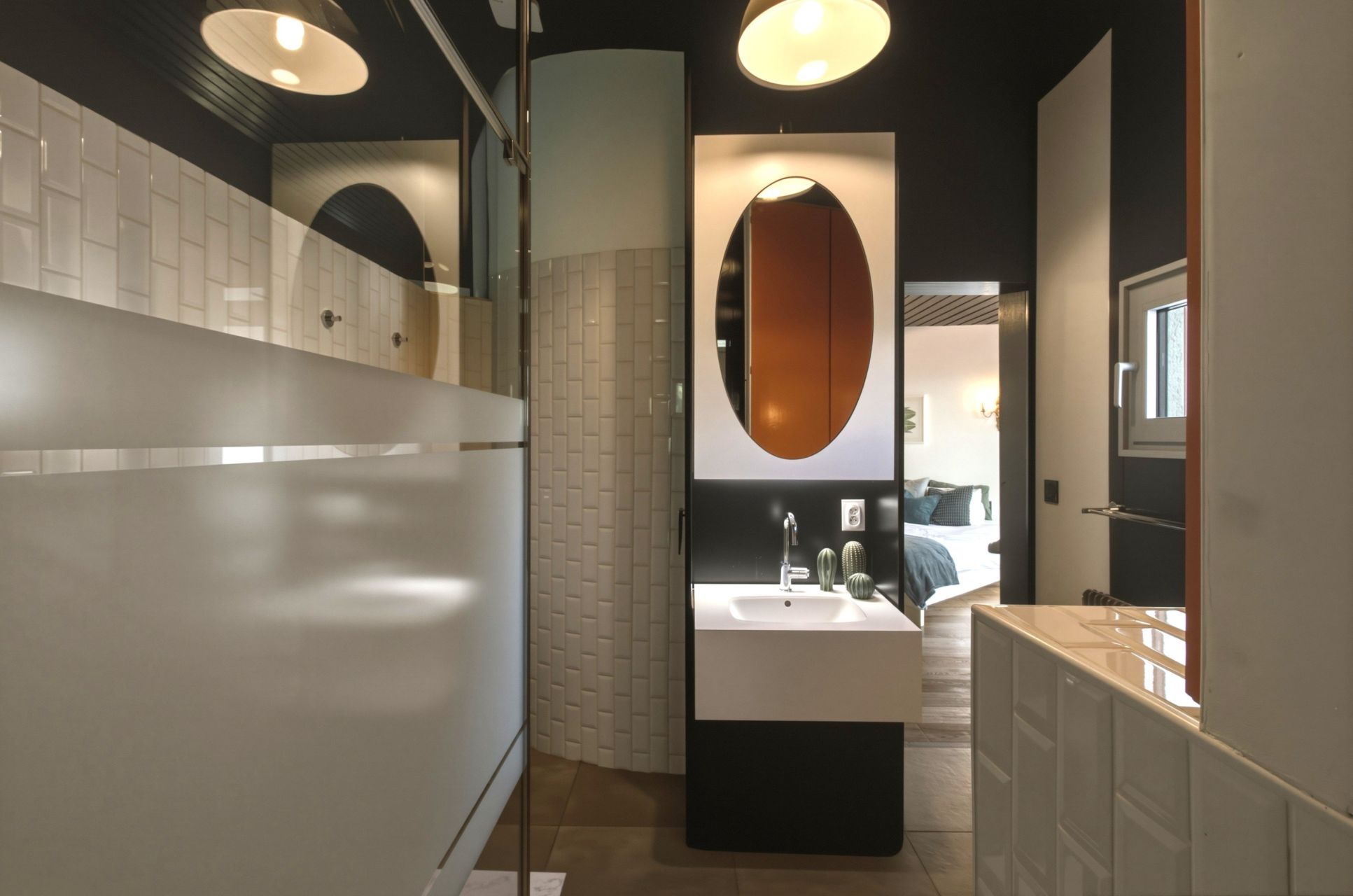 luxury house 10 Rooms for sale on ST JEAN DE MOIRANS (38430)