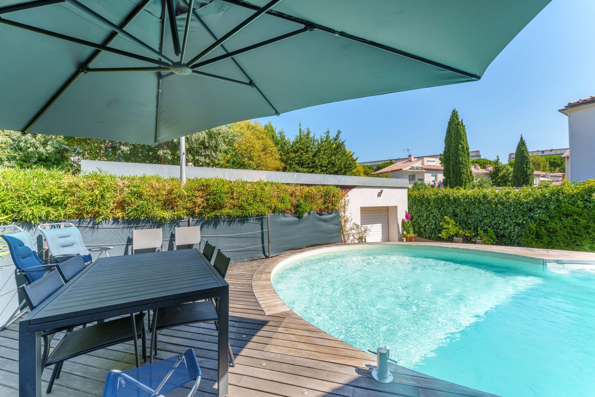 luxury house 8 Rooms for sale on MONTPELLIER (34080)