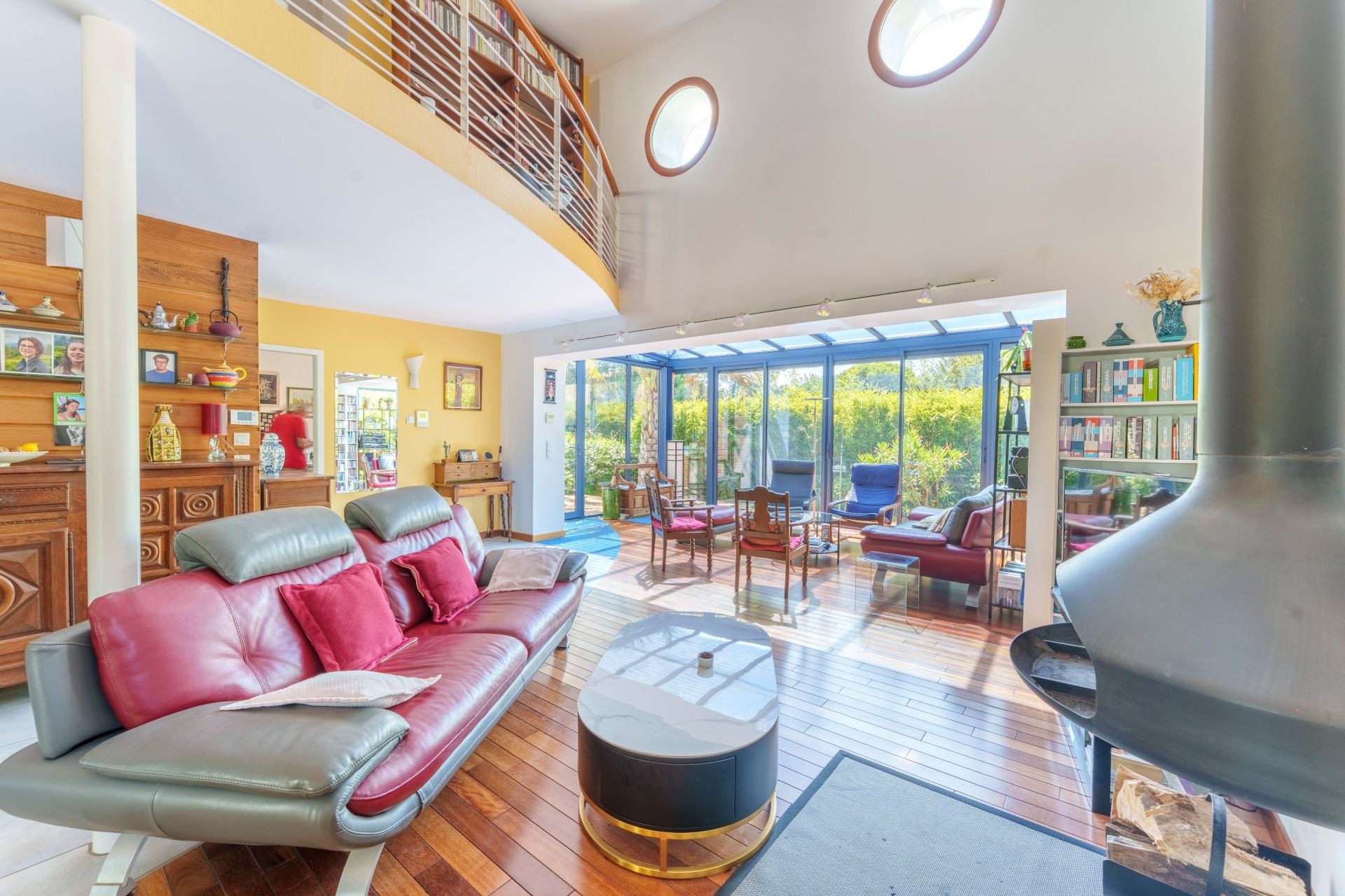 luxury house 8 Rooms for sale on MONTPELLIER (34080)