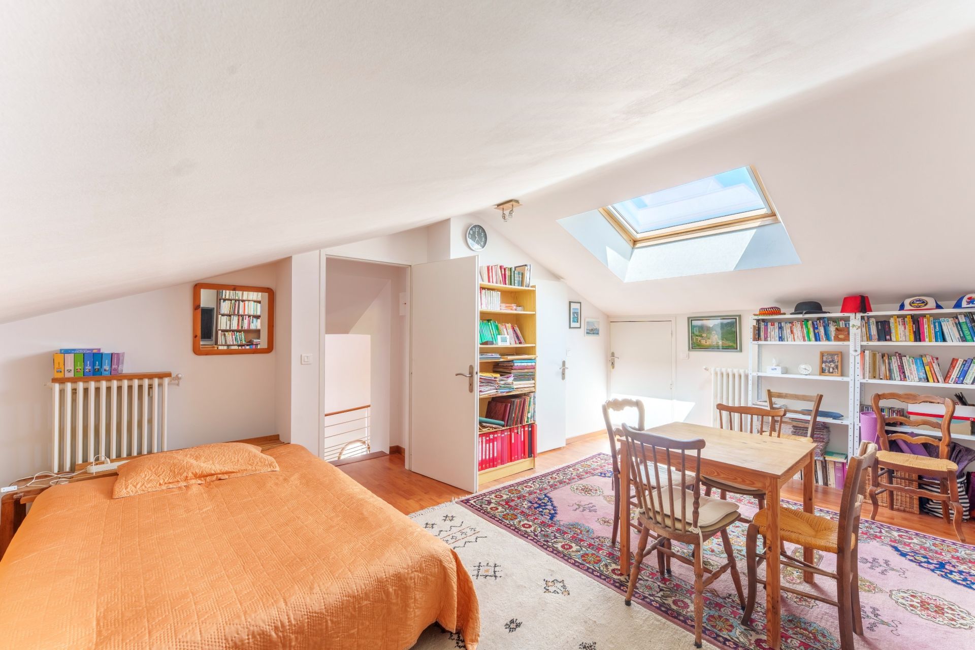 luxury house 8 Rooms for sale on MONTPELLIER (34080)