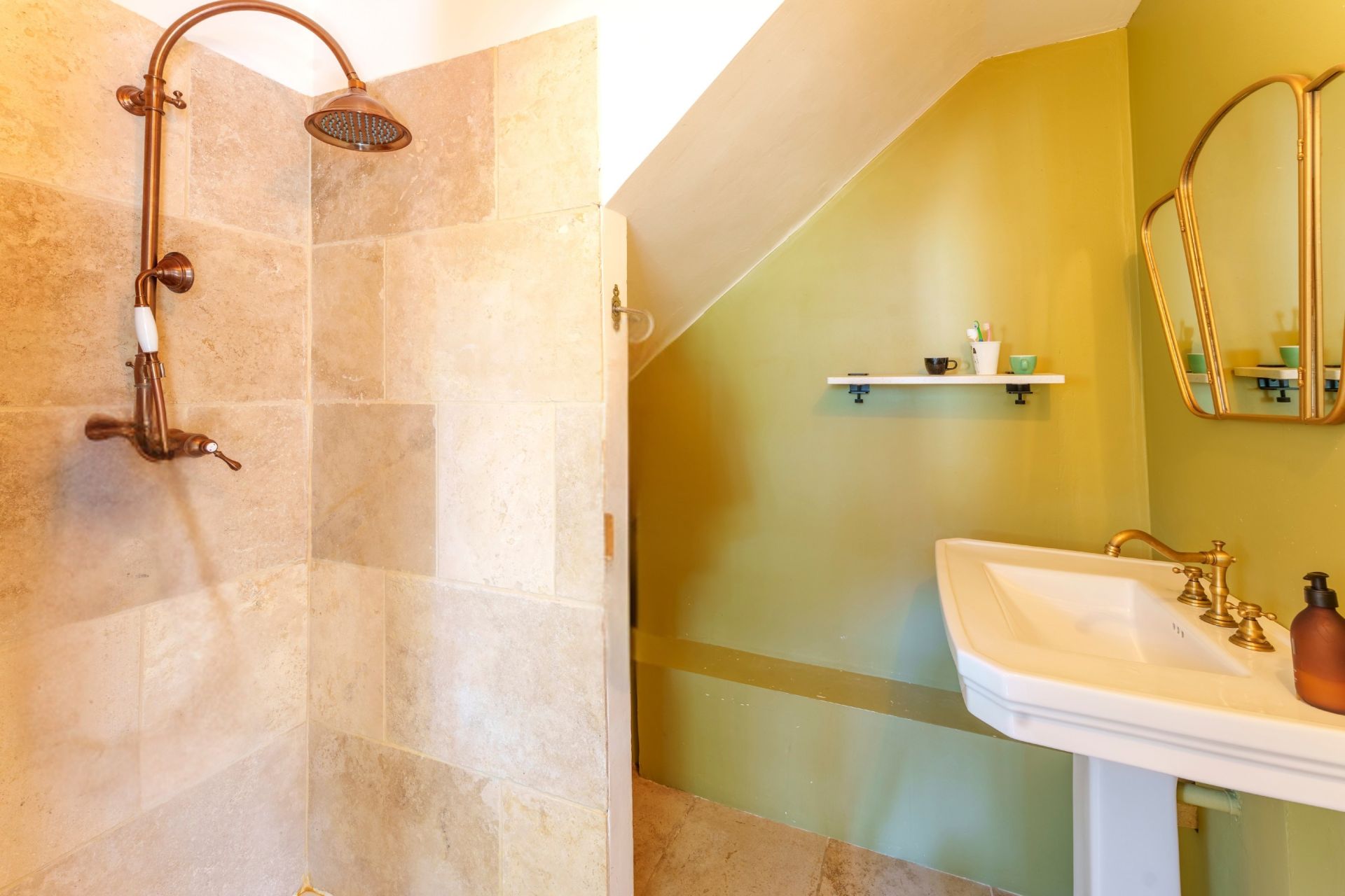 luxury house 6 Rooms for sale on CASTELNAU LE LEZ (34170)