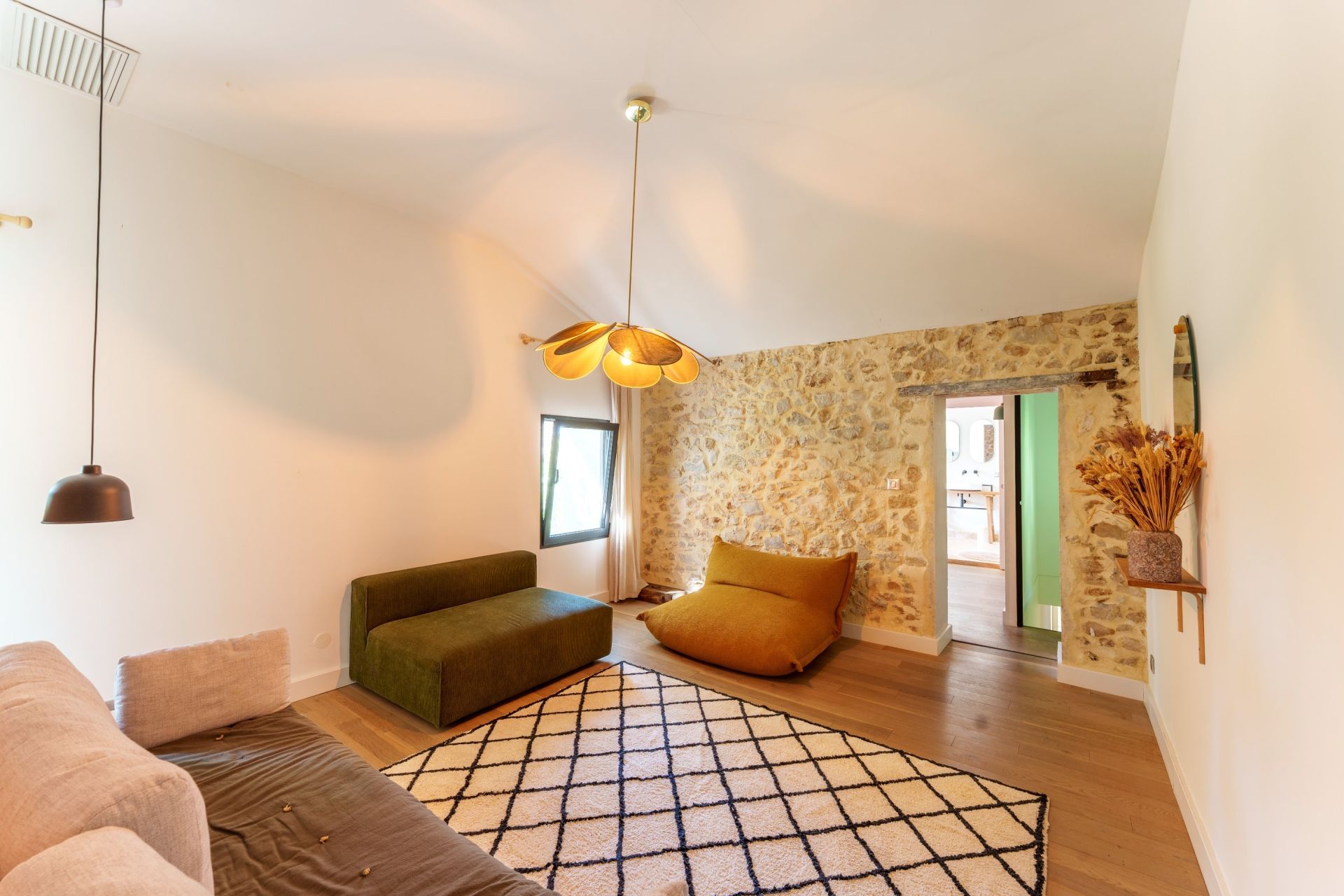 luxury house 6 Rooms for sale on CASTELNAU LE LEZ (34170)