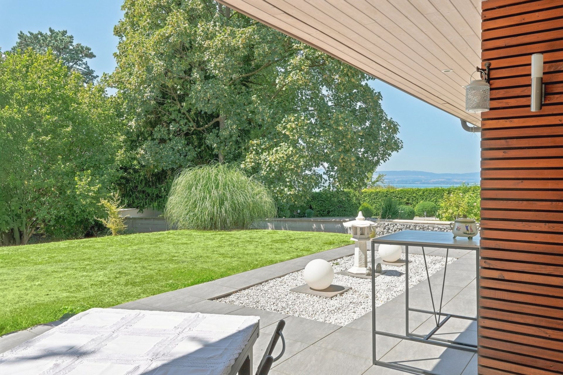 luxury house 5 Rooms for sale on MAXILLY SUR LEMAN (74500)